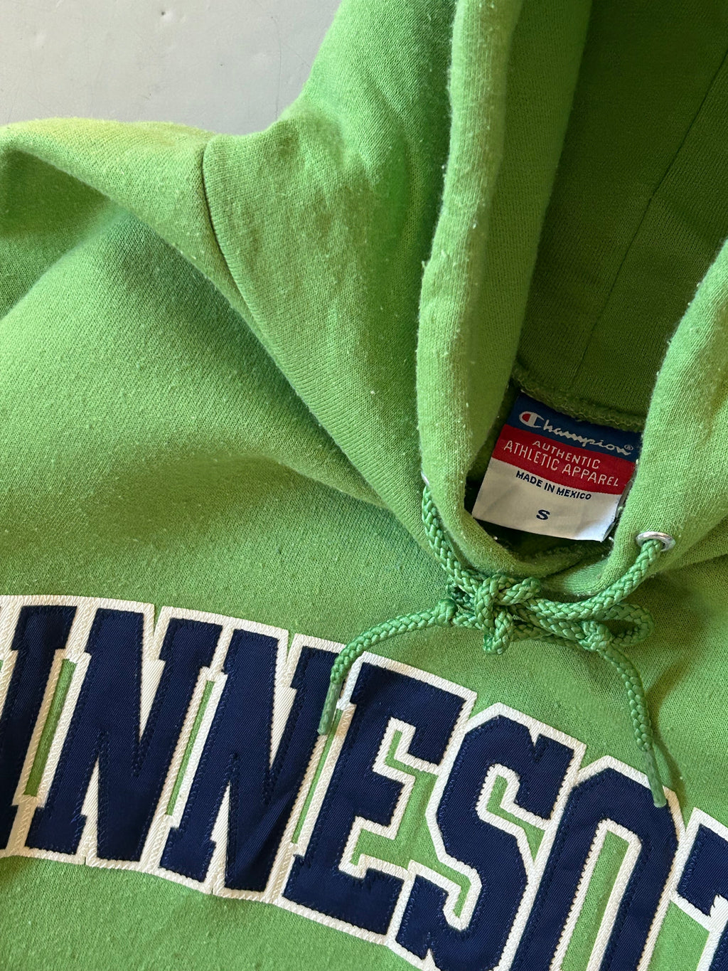Champion College Sweatshirt - Large - Re:Junk Vintage