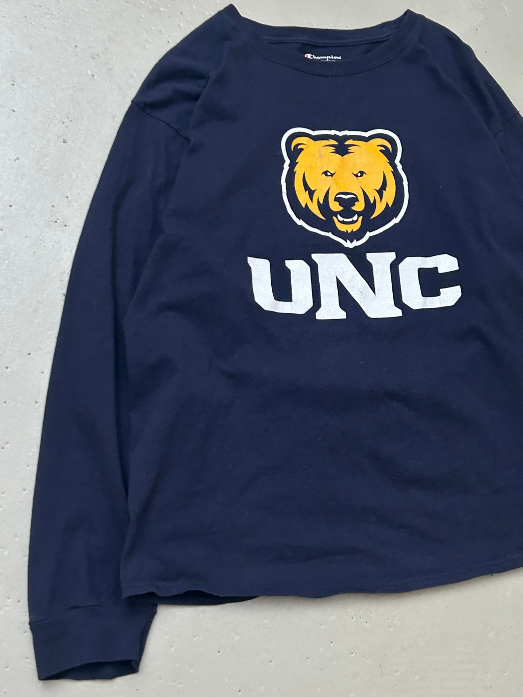 Champion UNC Long Sleeve - Large - Re:Junk Vintage