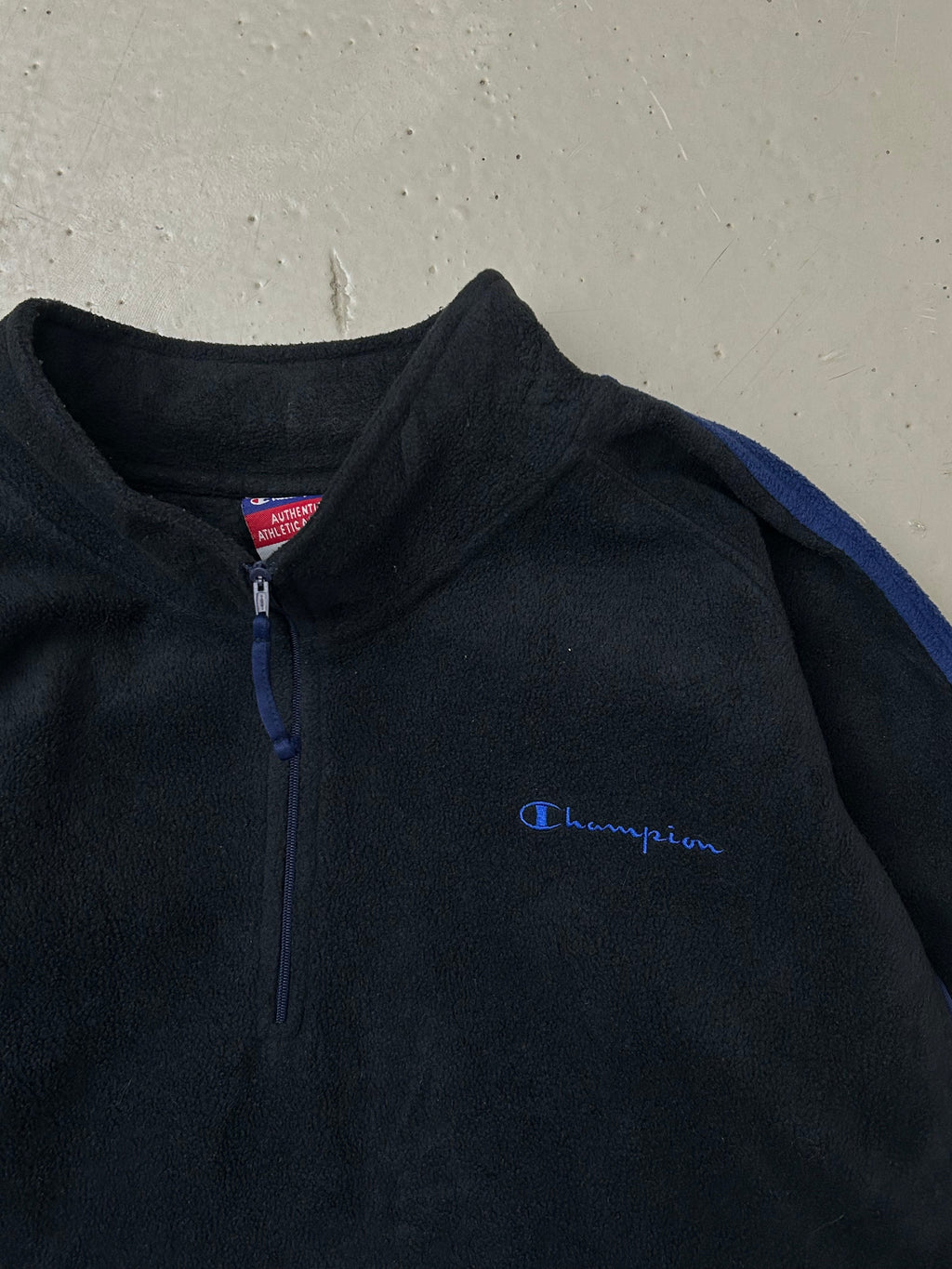 Champion Vintage Fleece 1/4 zip - Medium - Re:Junk Vintage