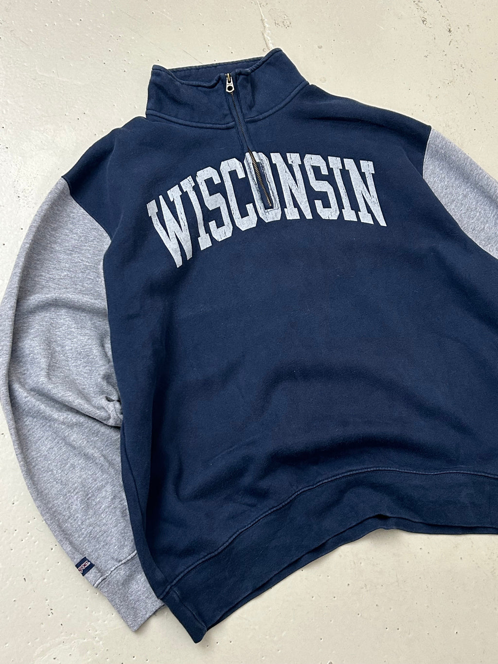 College Vintage Sweatshirt - XL - Re:Junk Vintage
