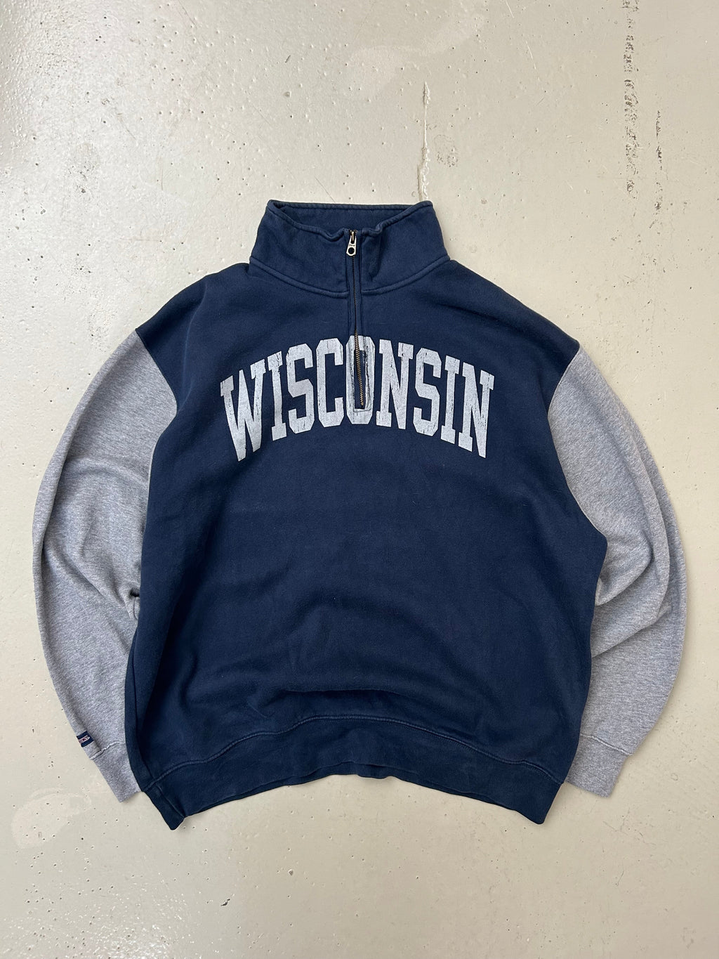 College Vintage Sweatshirt - XL - Re:Junk Vintage
