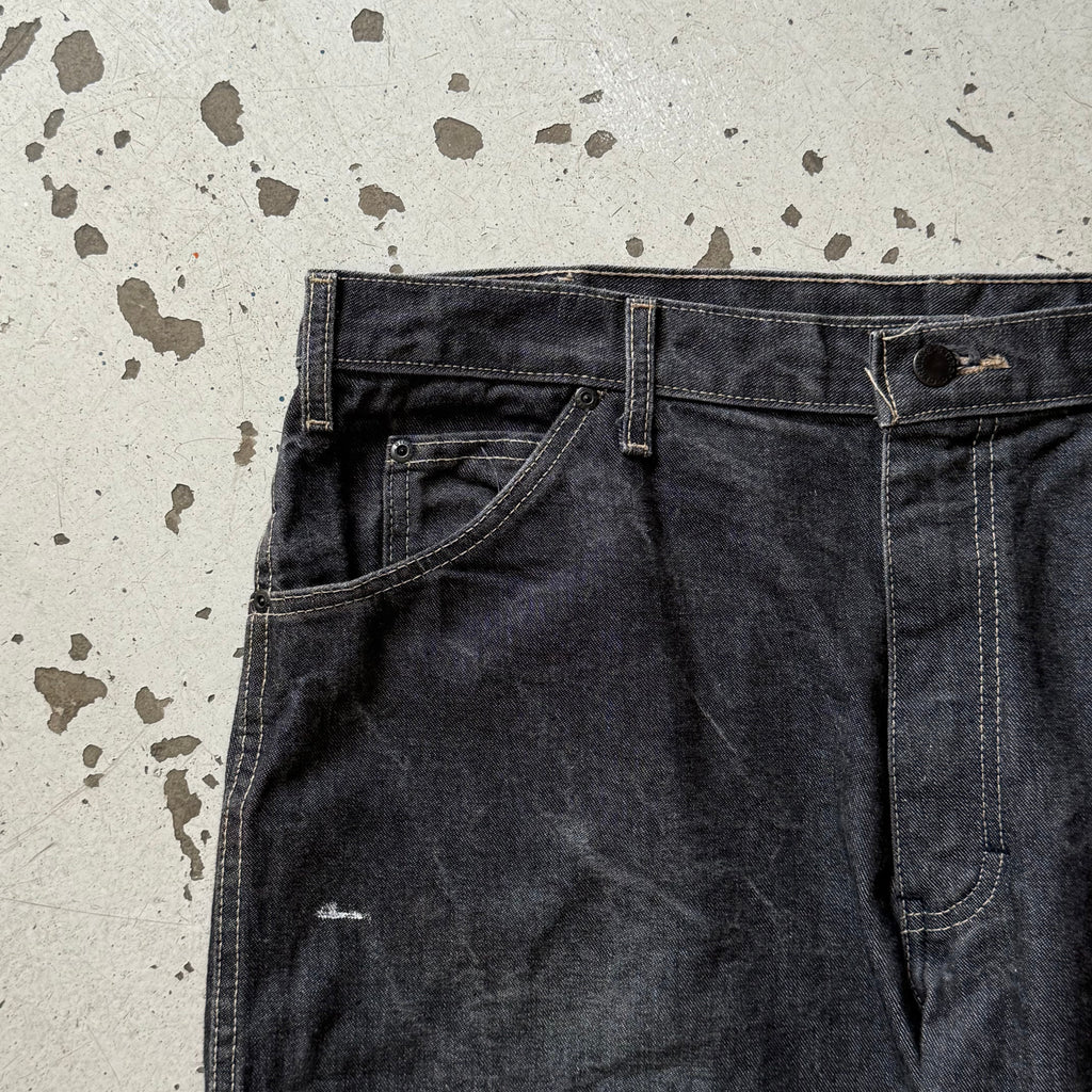 Dickies | denim shorts | sort | W38 - Re:Junk Vintage
