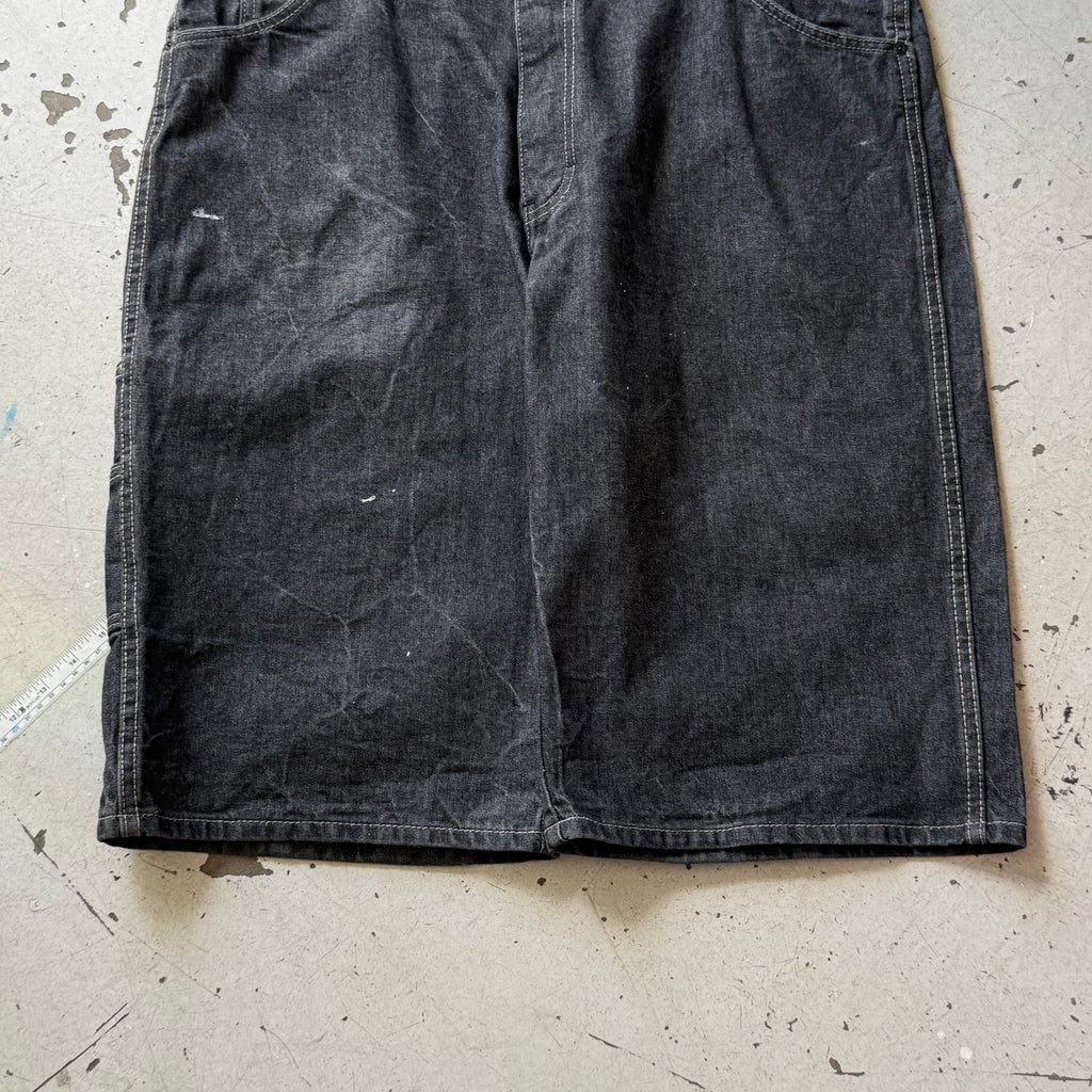 Dickies | denim shorts | sort | W38 - Re:Junk Vintage