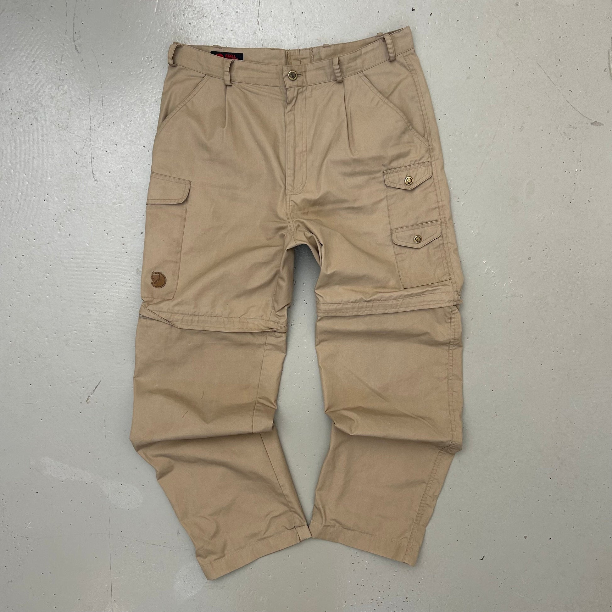 Fjällraven Cargo W32/L32 - Re:Junk Vintage