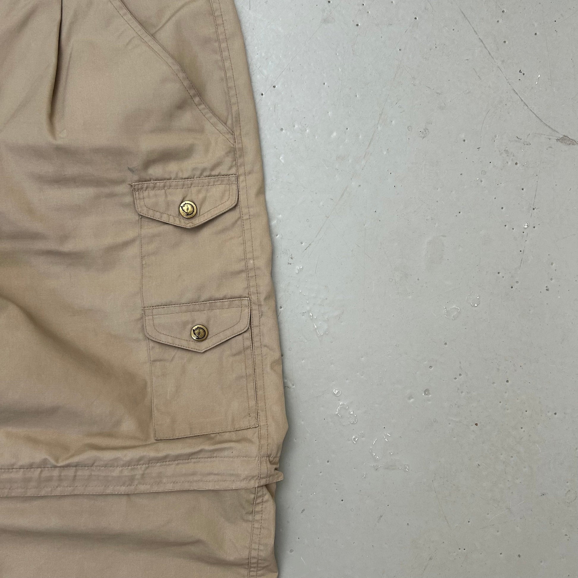 Fjällraven Cargo W32/L32 - Re:Junk Vintage