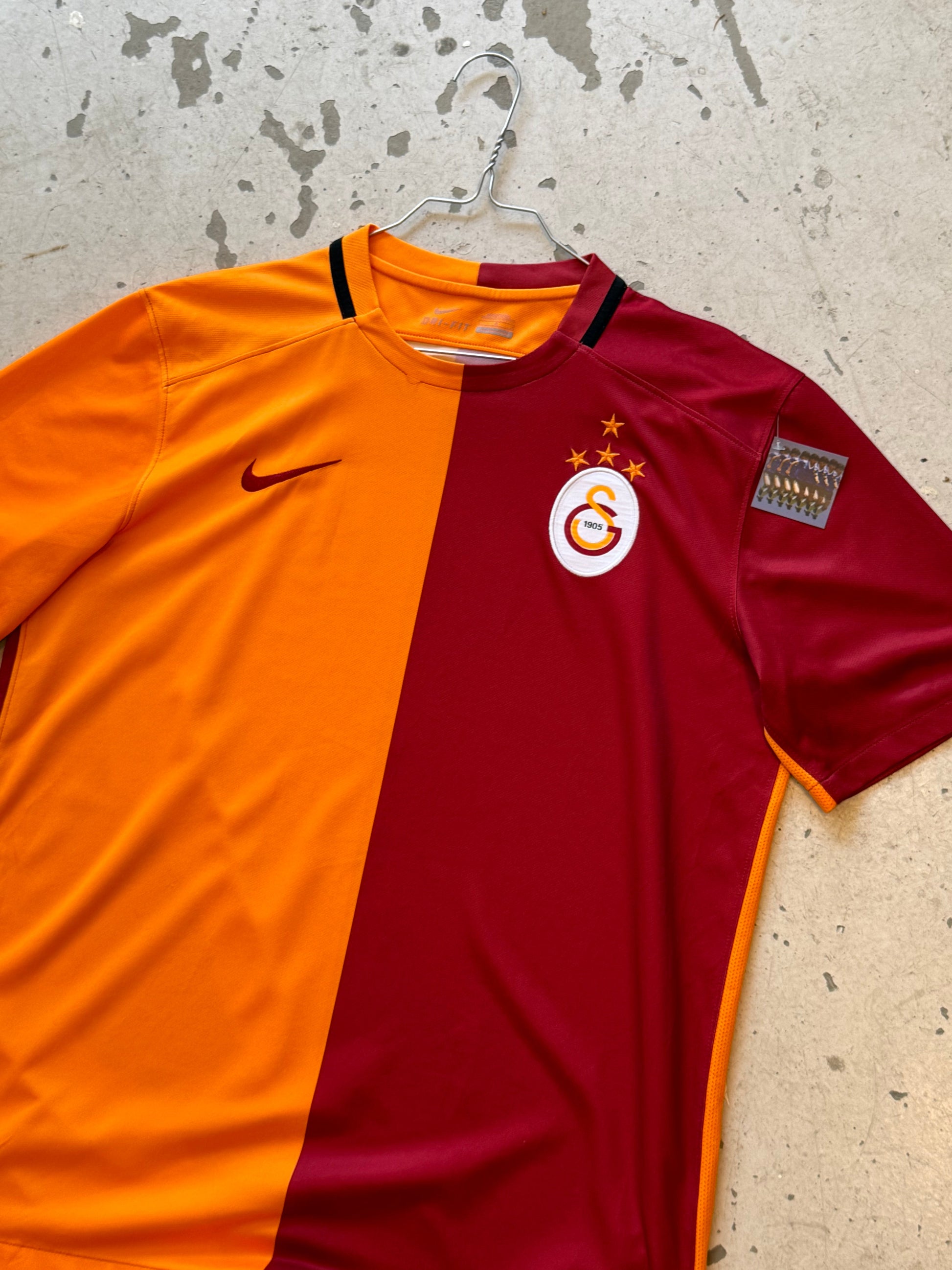 Galatasaray Secondhand Fodboldtrøje – 2022/2023 - Large - Re:Junk Vintage