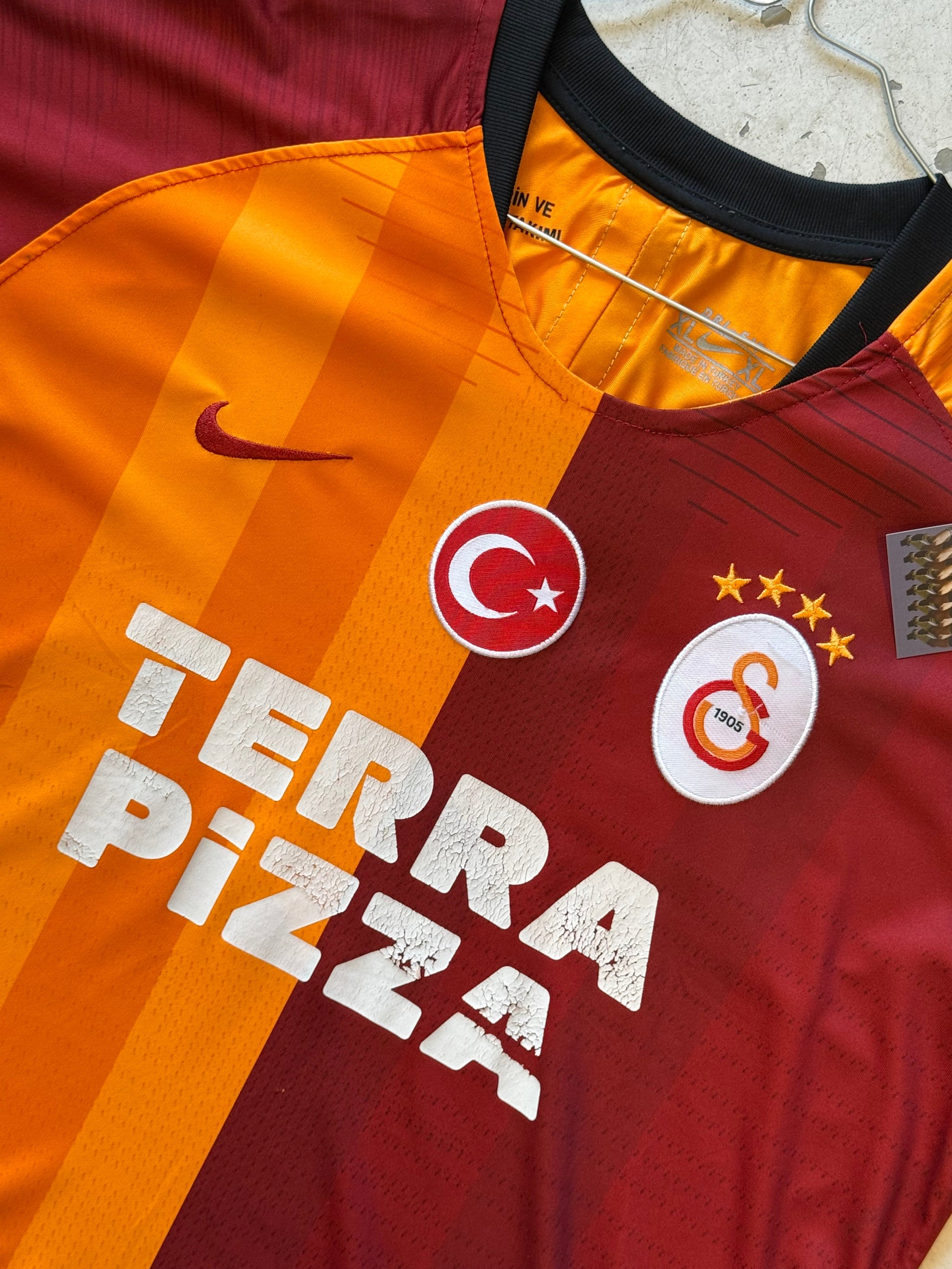 Galatasaray Vintage Fodboldtrøje – 2020/2021 - XL - Re:Junk Vintage