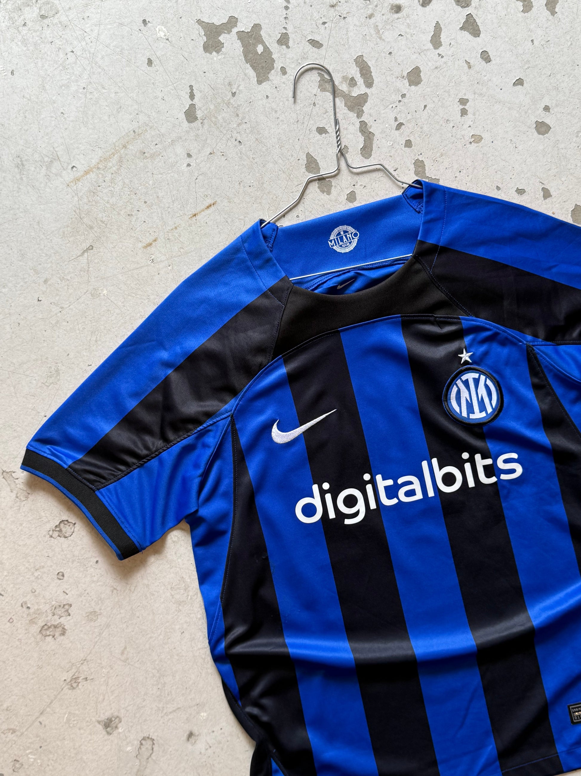 Inter Milan Secondhand Fodboldtrøje – 2022/2023 - Small - Re:Junk Vintage