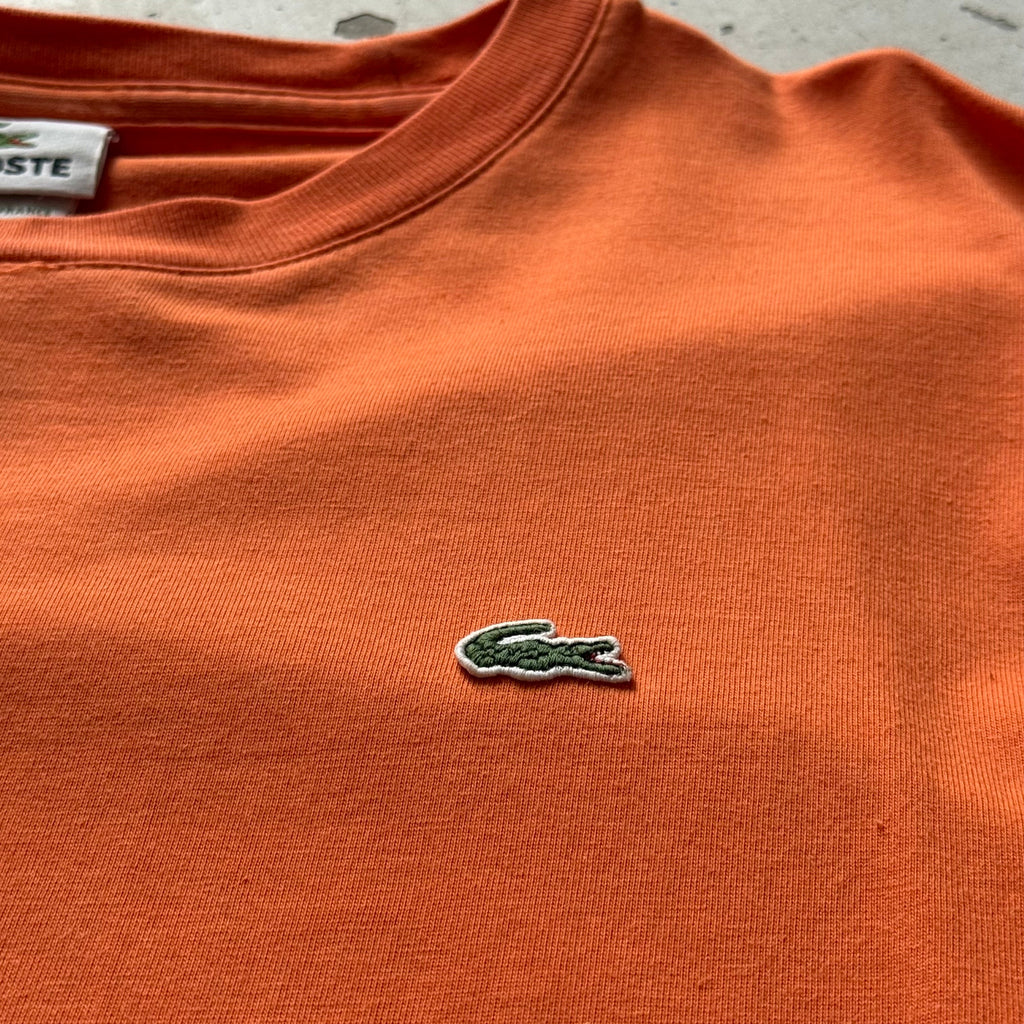 Lacoste T-shirt – Medium – Rust Orange – Klassisk logo - Re:Junk Vintage