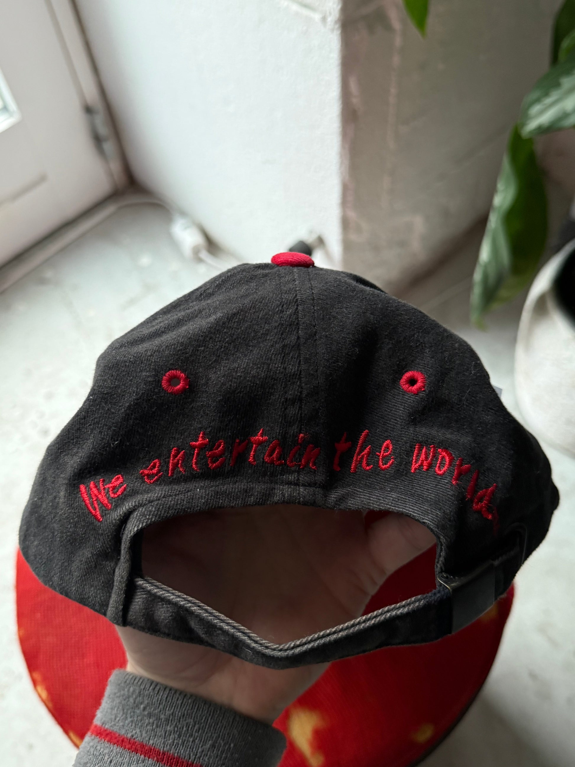 Las Vegas | cap | sort/rød | one size - Re:Junk Vintage