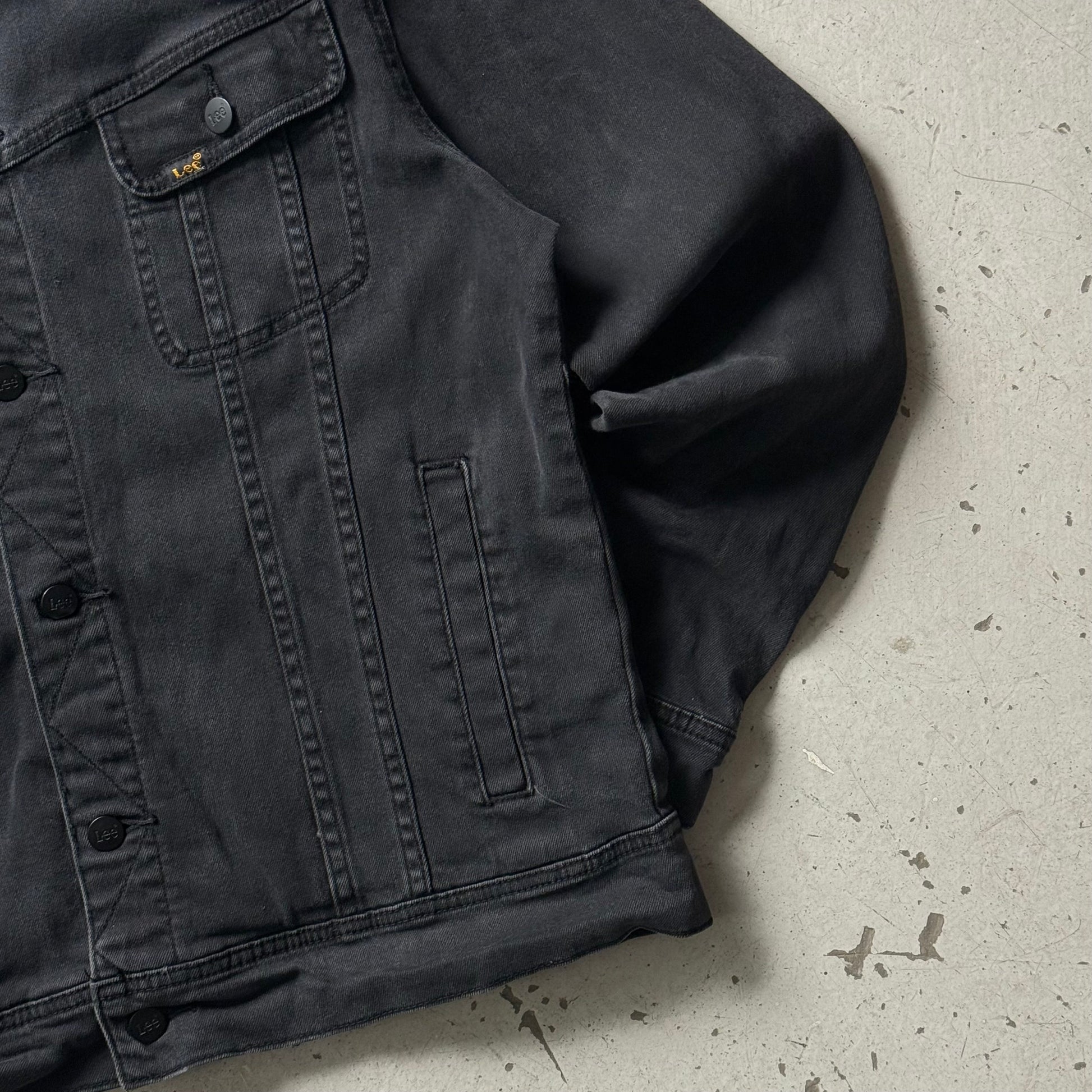 Lee | Denim jacket | Sort | L - Re:Junk Vintage