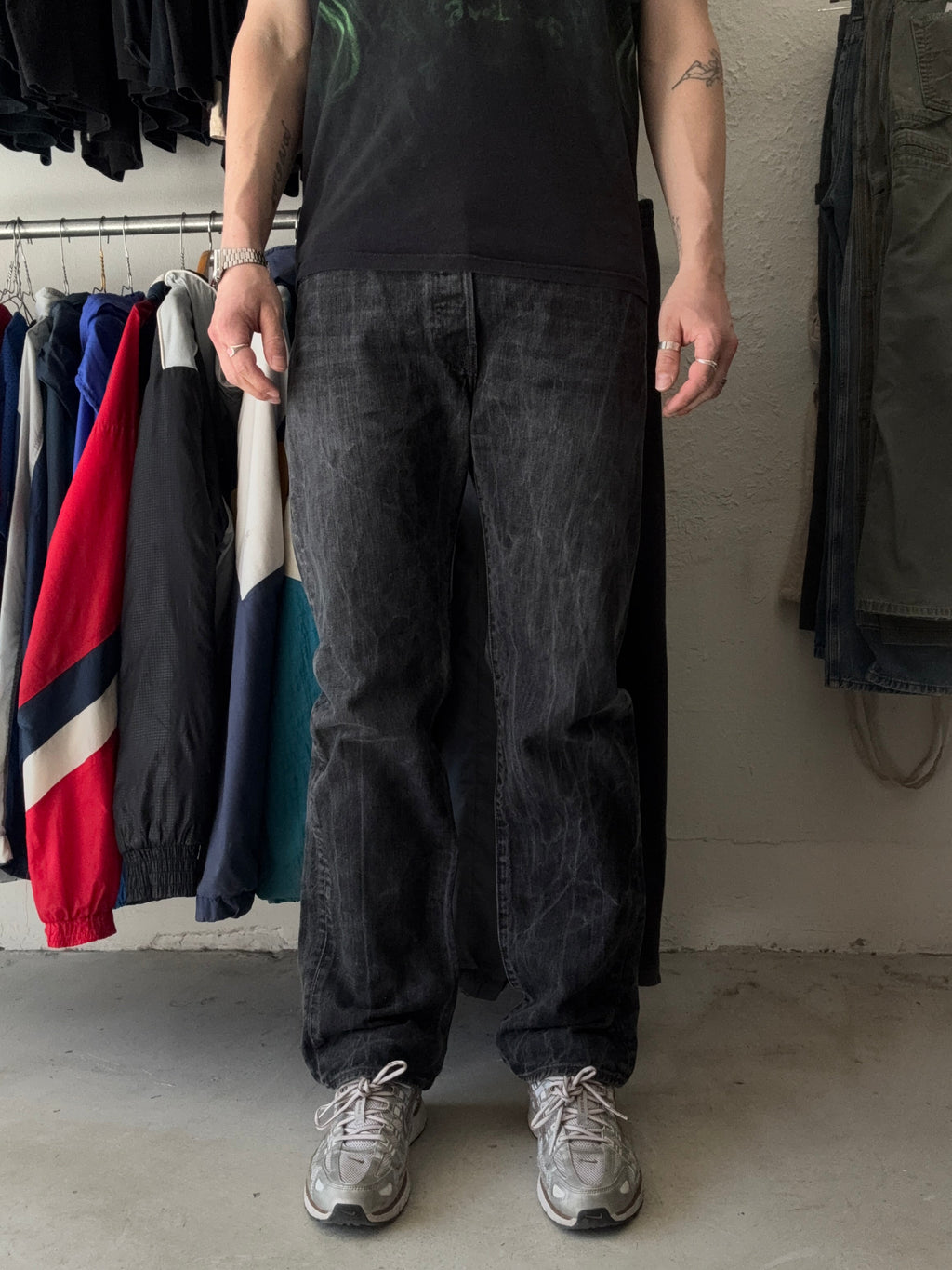 Levi’s | 501 jeans | sort/grå denim | W34/L34 - Re:Junk Vintage