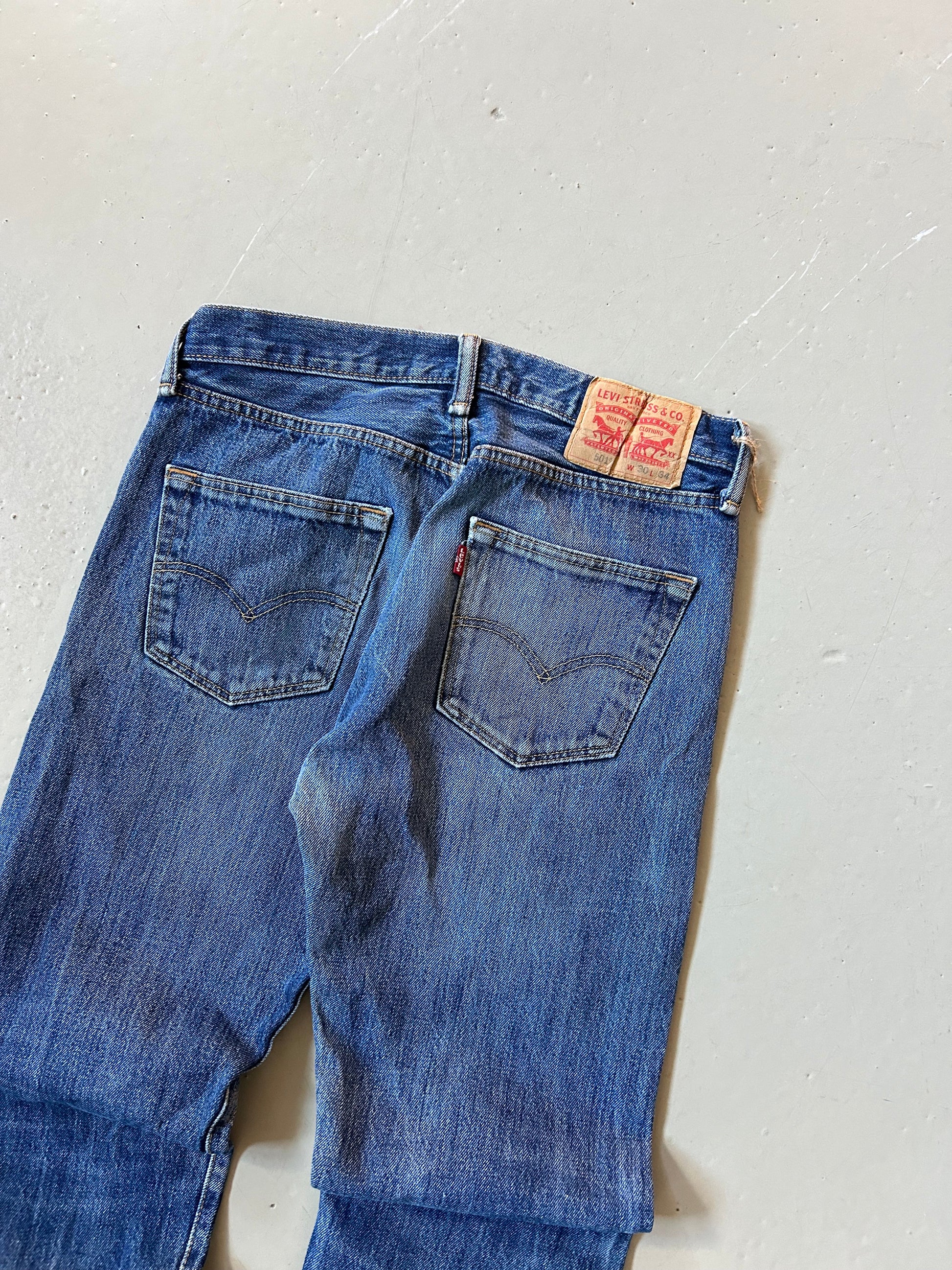 Levi’s 501 vintage jeans W30/L34 – klassisk straight fit denim blå 90’erne - Re:Junk Vintage