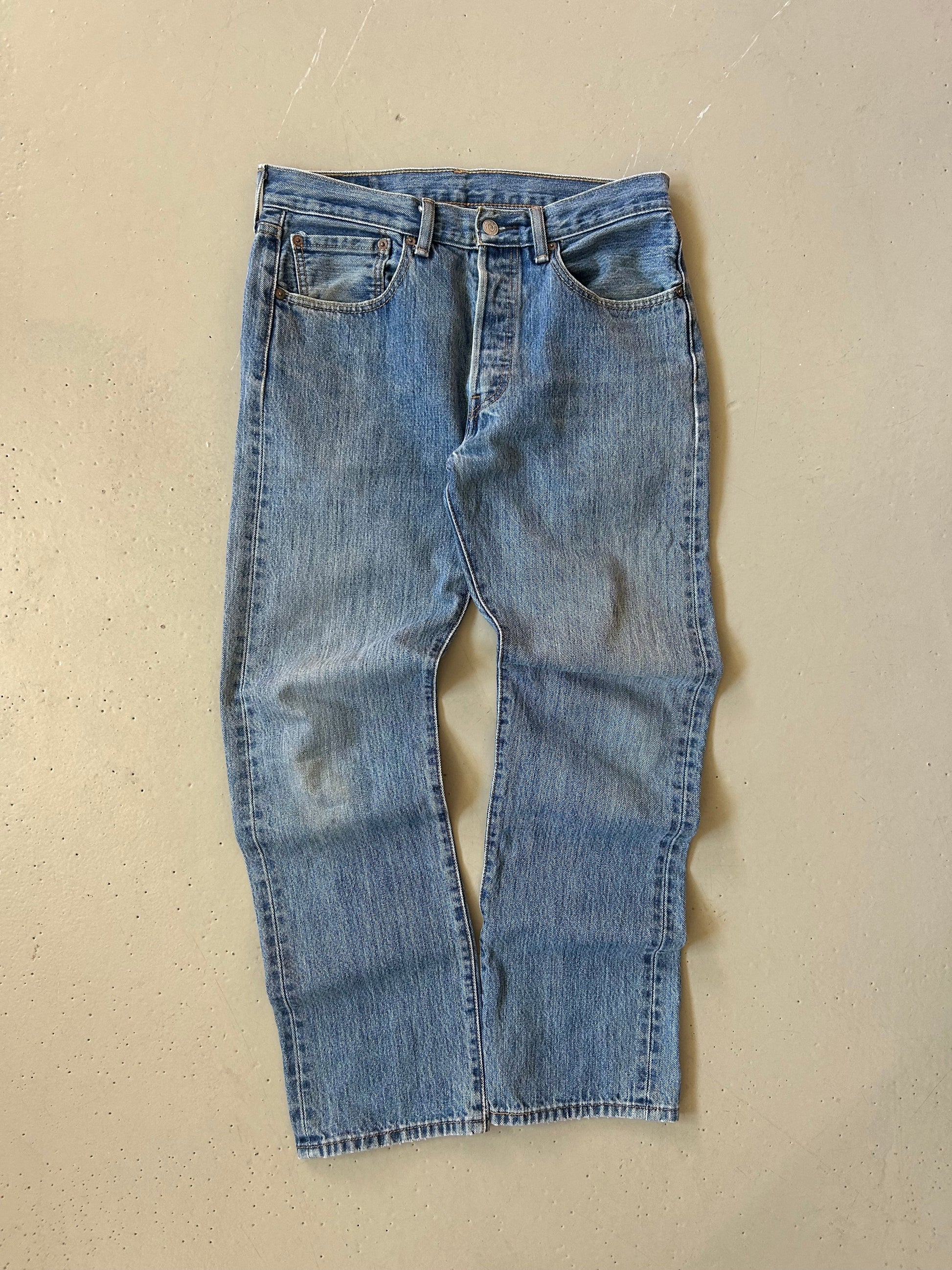 Levi’s 501 vintage jeans W31/L30 – klassisk straight fit denim blå 90’erne - Re:Junk Vintage