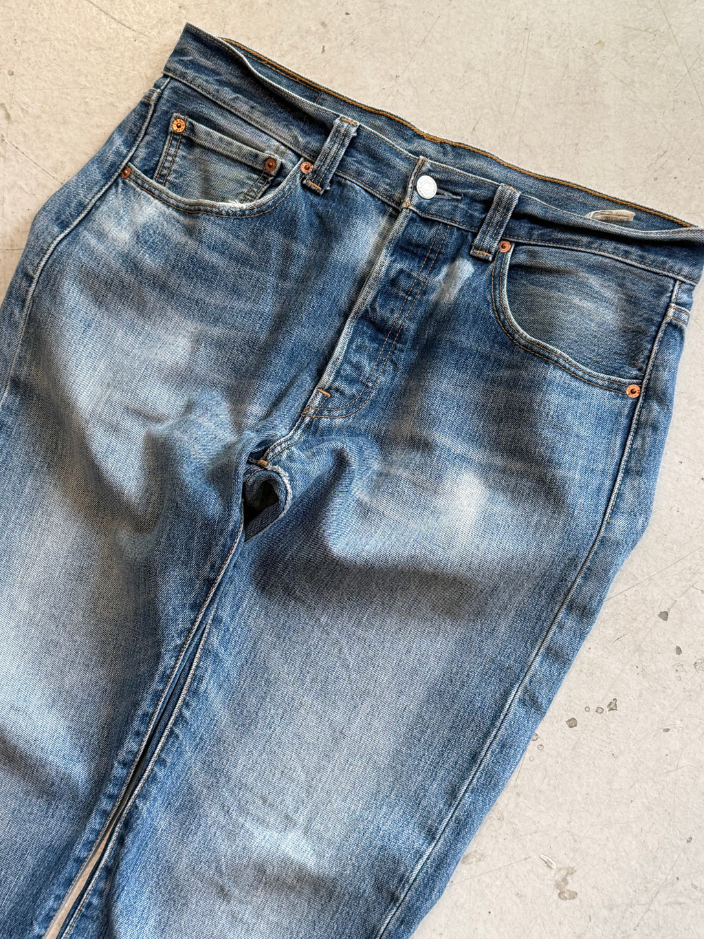 Levi’s 501 vintage jeans W32/L32 – klassisk straight fit denim blå 90’erne - Re:Junk Vintage