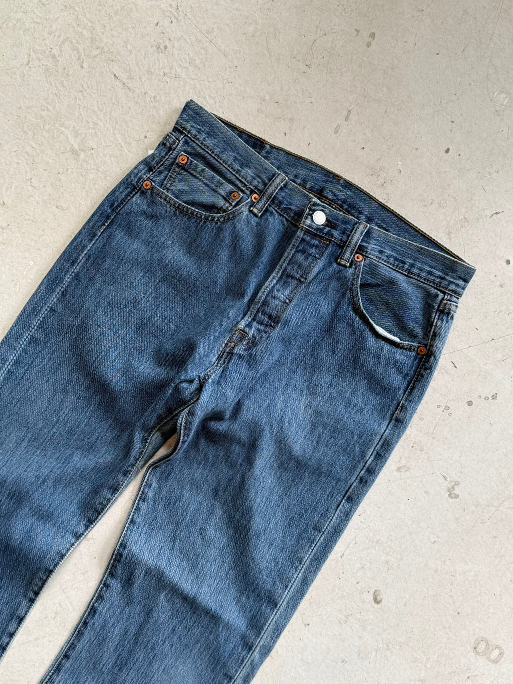 Levi’s 501 vintage jeans W32/L32 – klassisk straight fit denim blå 90’erne - Re:Junk Vintage