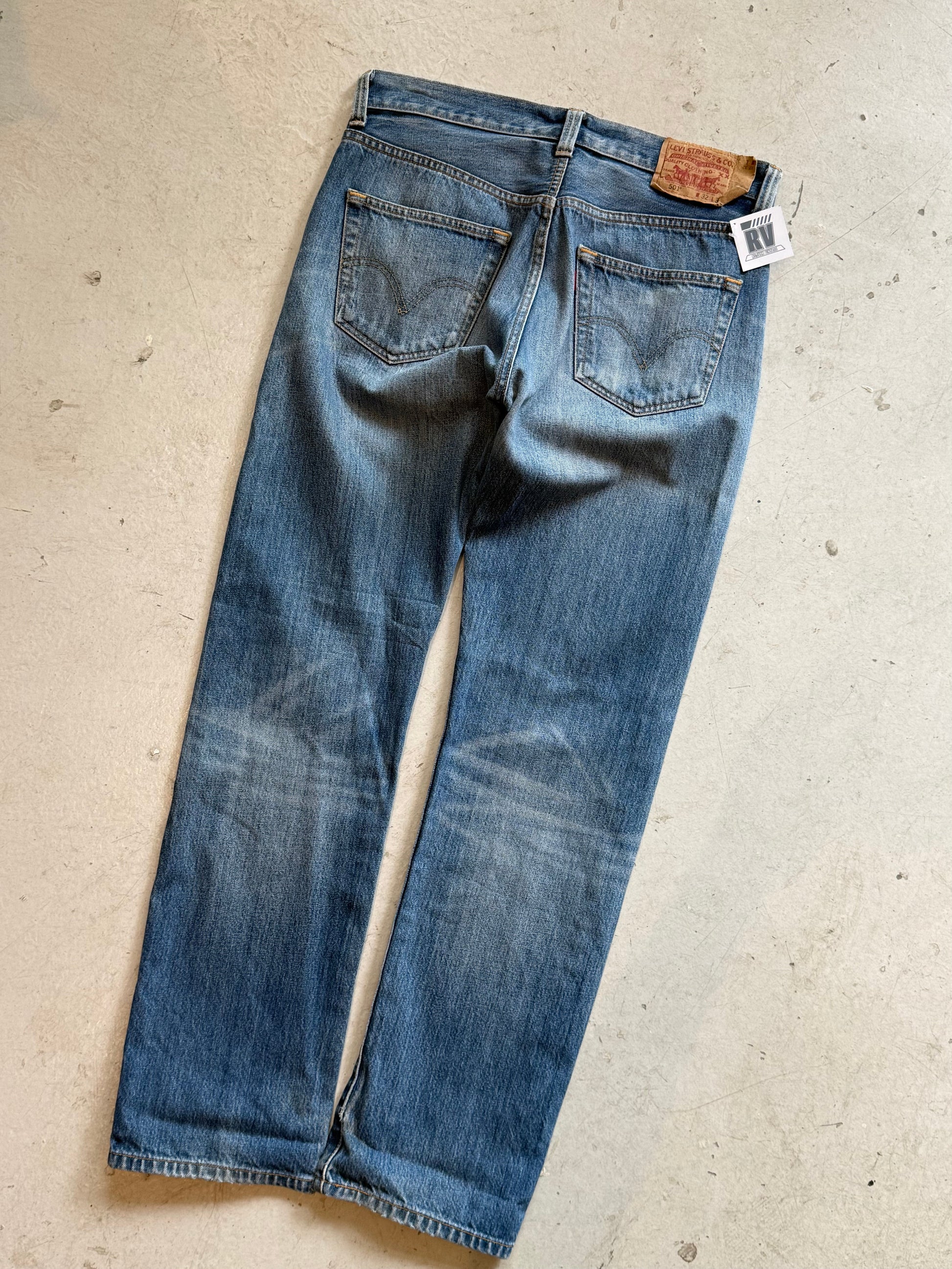 Levi’s 501 vintage jeans W32/L32 – klassisk straight fit denim blå 90’erne - Re:Junk Vintage