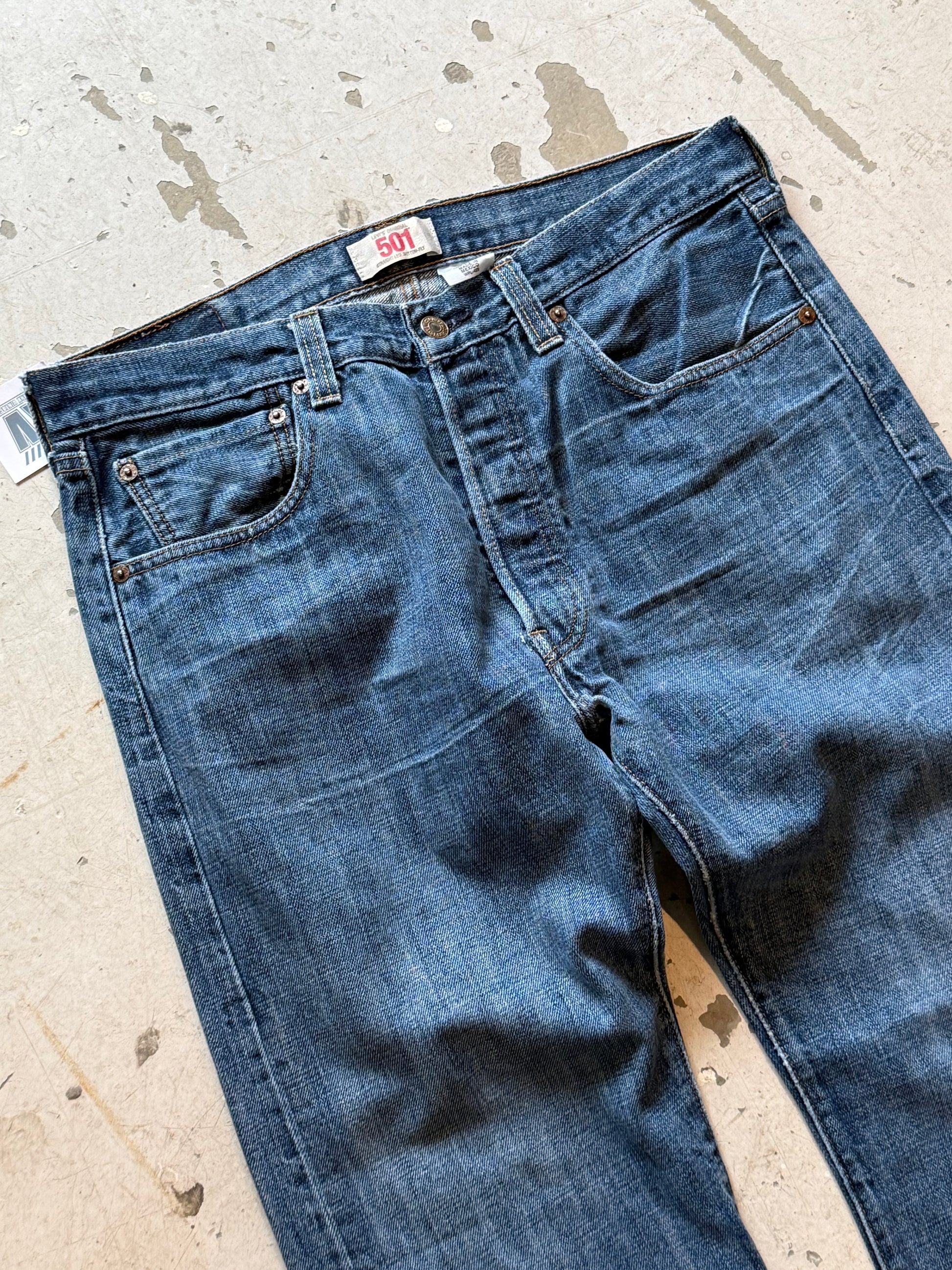 Levi’s 501 vintage jeans W33/L32 – klassisk straight fit denim blå 90’erne - Re:Junk Vintage