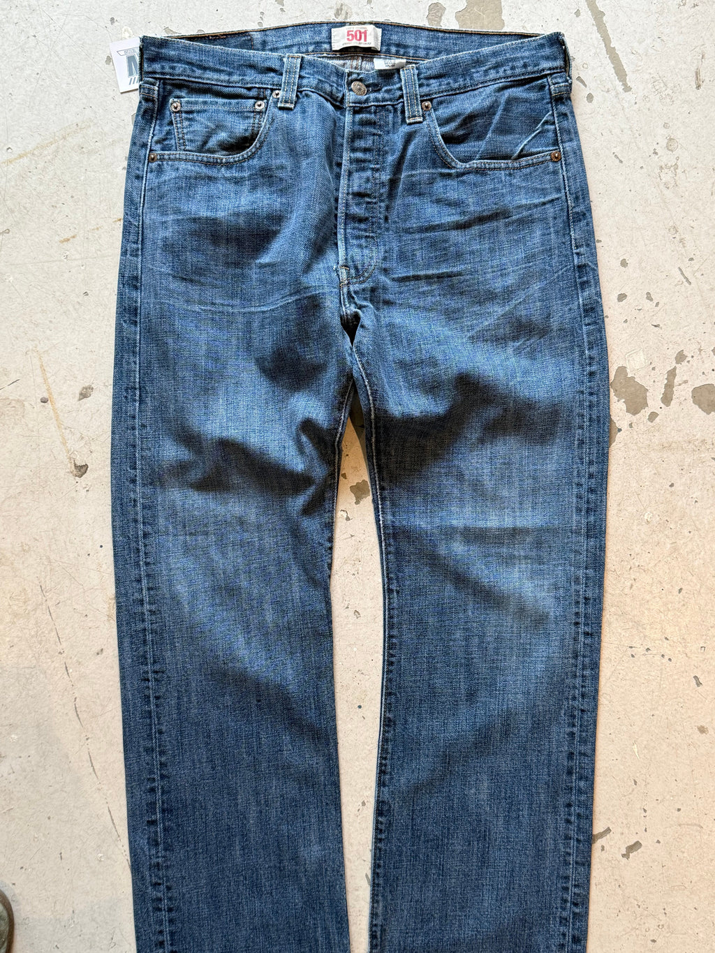 Levi’s 501 vintage jeans W33/L32 – klassisk straight fit denim blå 90’erne - Re:Junk Vintage