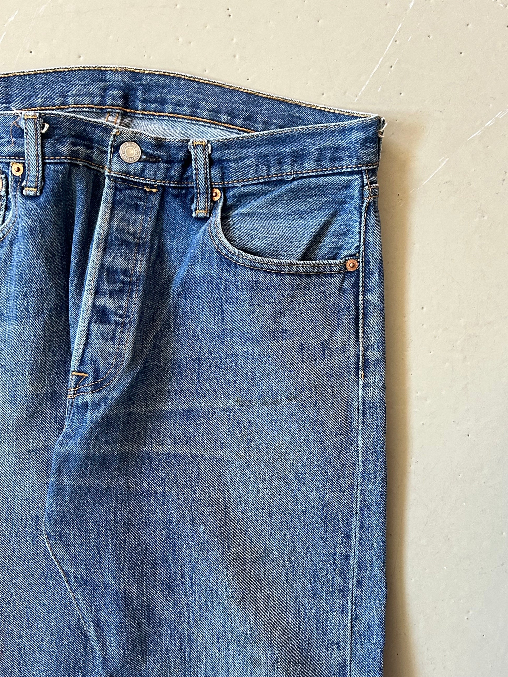Levi’s 501 vintage jeans W33/L32 – klassisk straight fit denim blå 90’erne - Re:Junk Vintage