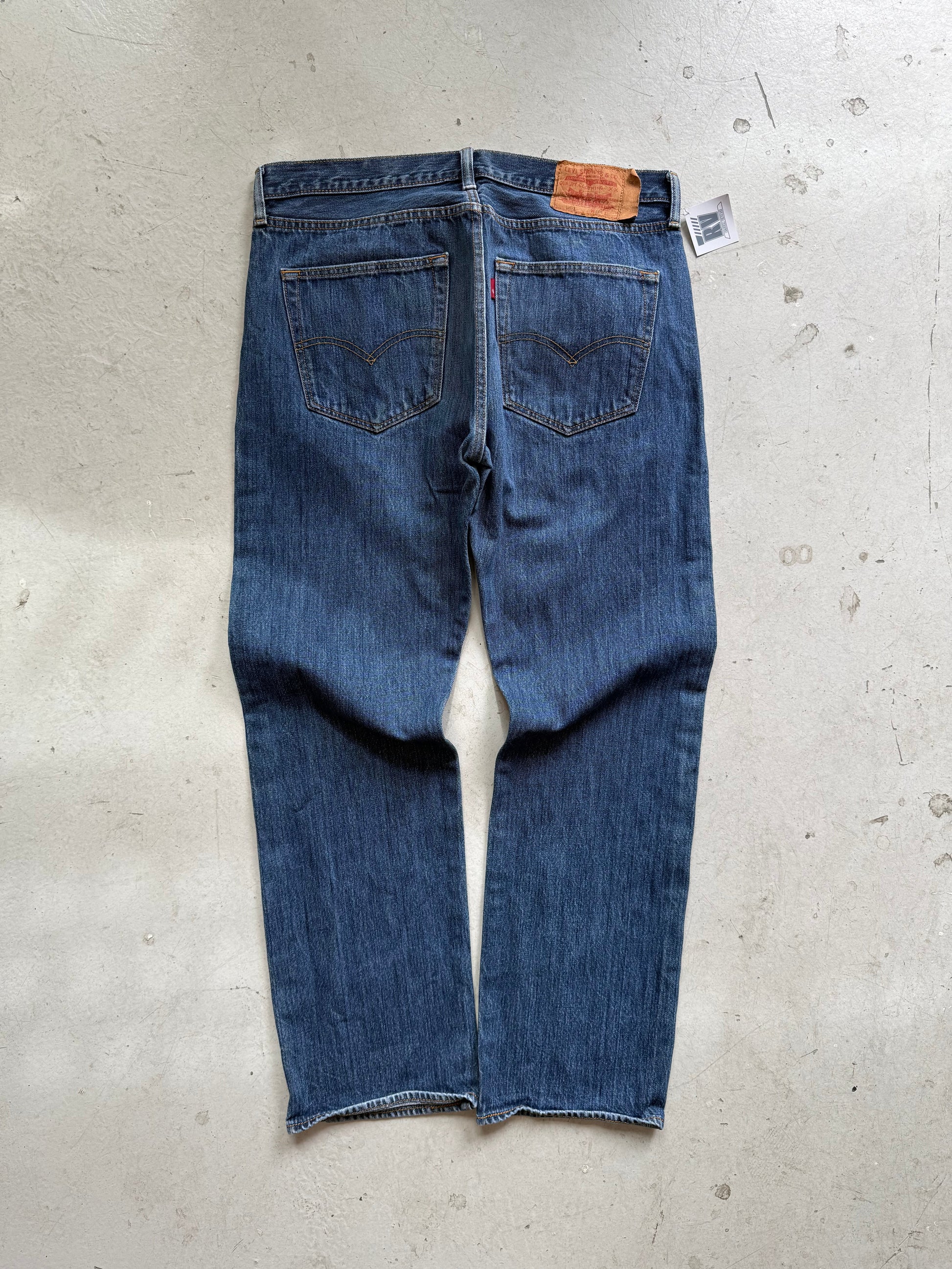 Levi’s 501 vintage jeans W34/L30 – klassisk straight fit denim blå 90’erne - Re:Junk Vintage