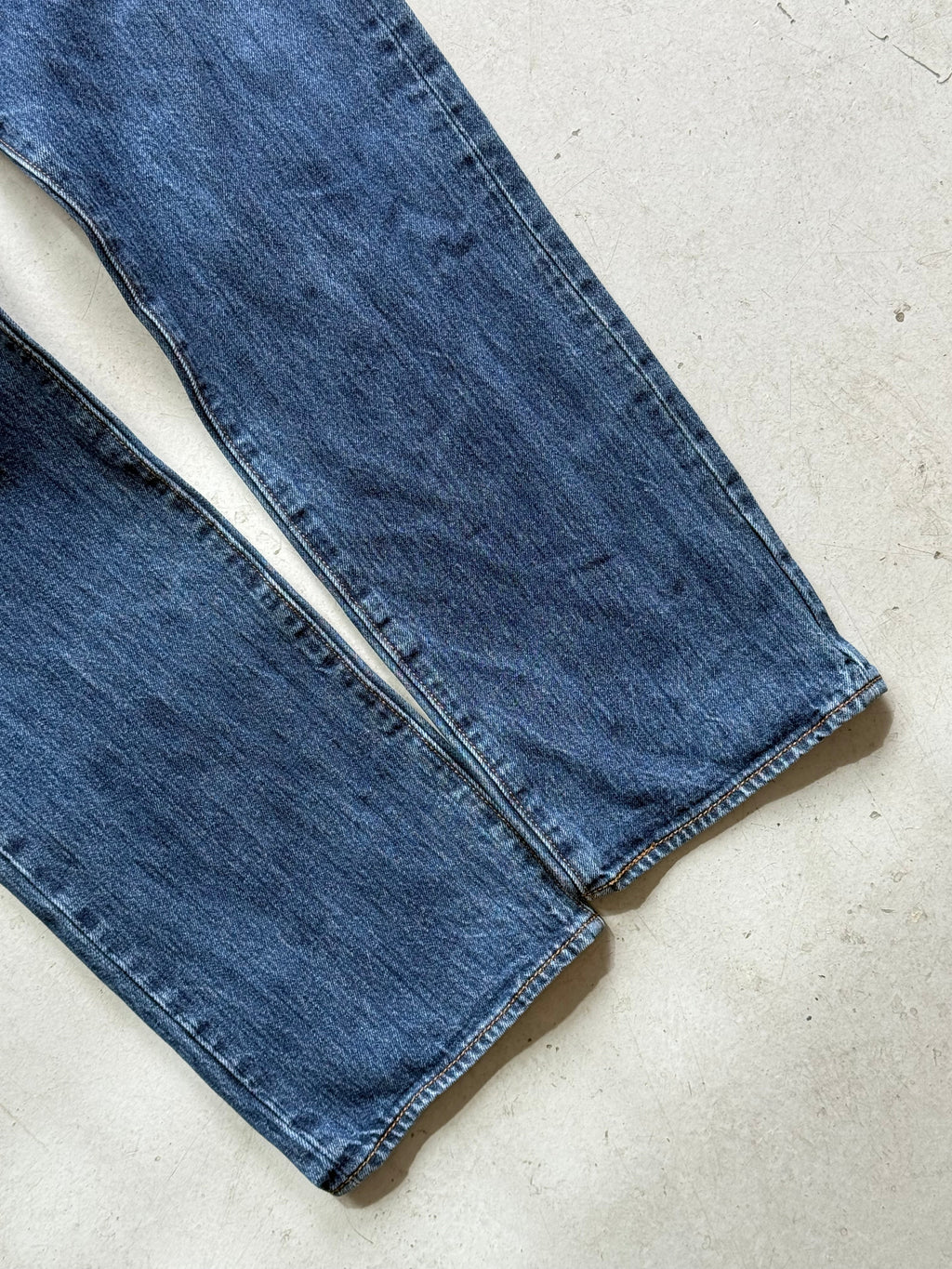 Levi’s 501 vintage jeans W34/L30 – klassisk straight fit denim blå 90’erne - Re:Junk Vintage