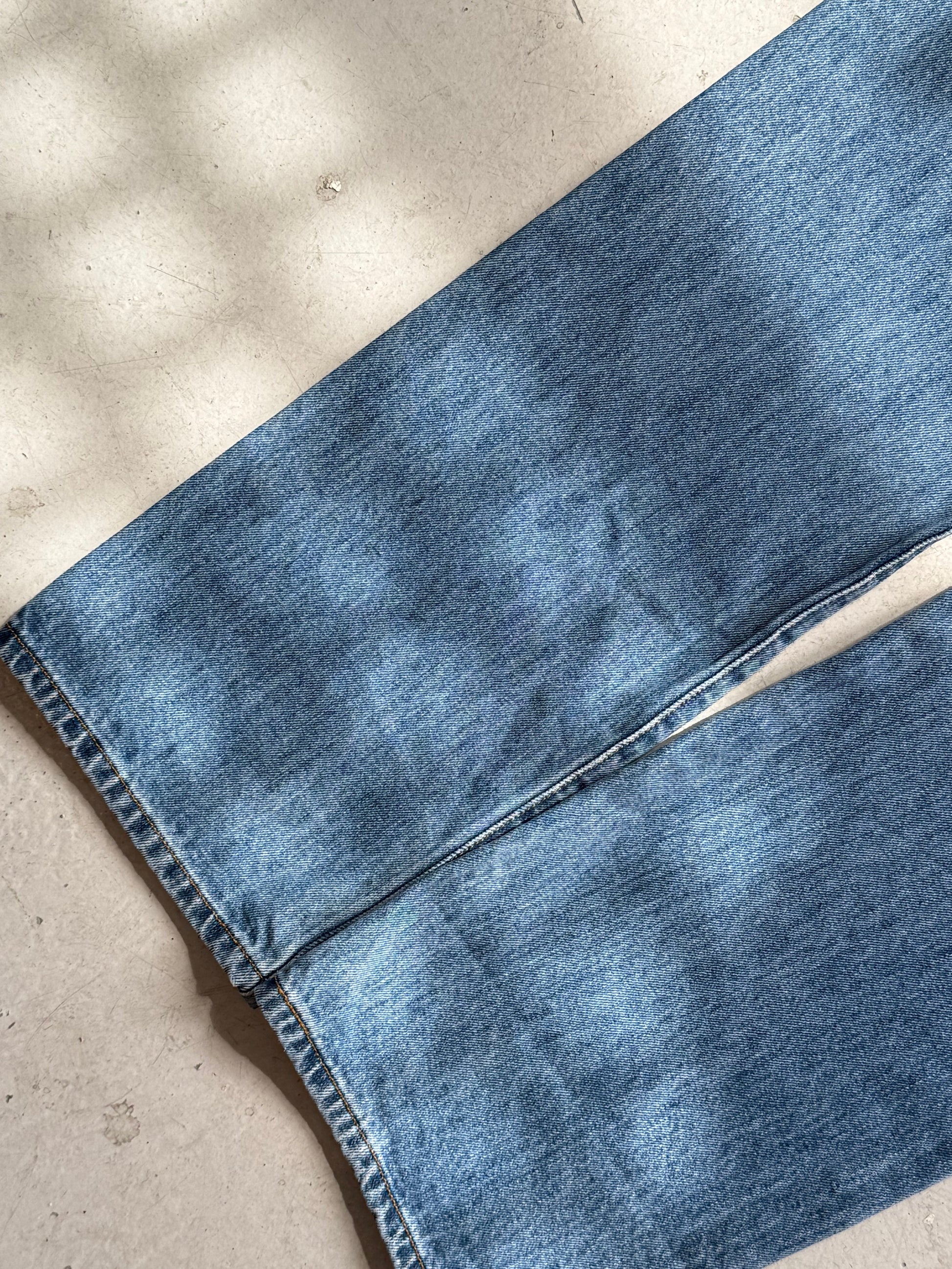 Levi’s 501 vintage jeans W34/L30 – klassisk straight fit denim blå 90’erne - Re:Junk Vintage