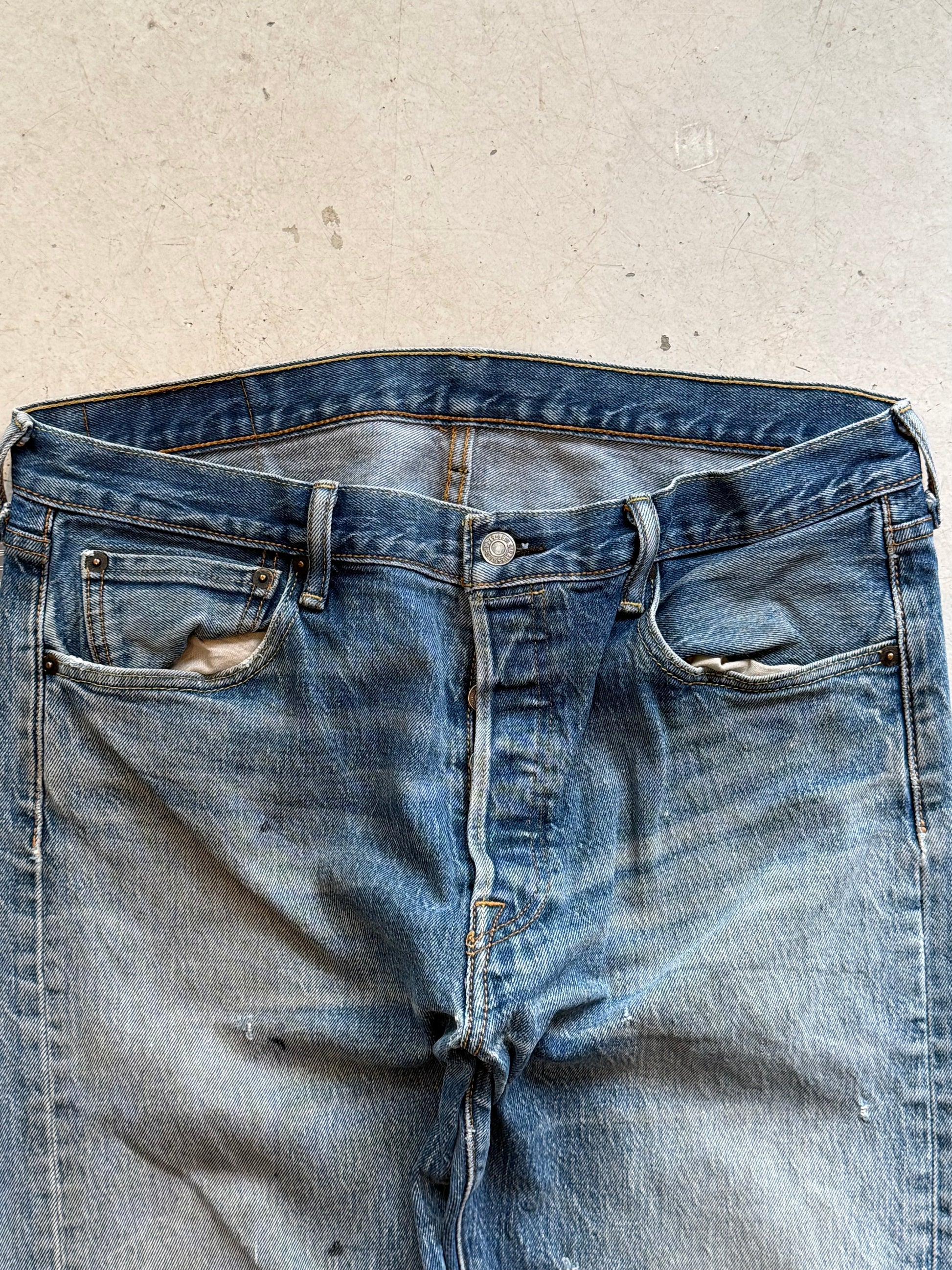 Levi’s 501 vintage jeans W34/L32 – klassisk straight fit denim blå 90’erne - Re:Junk Vintage
