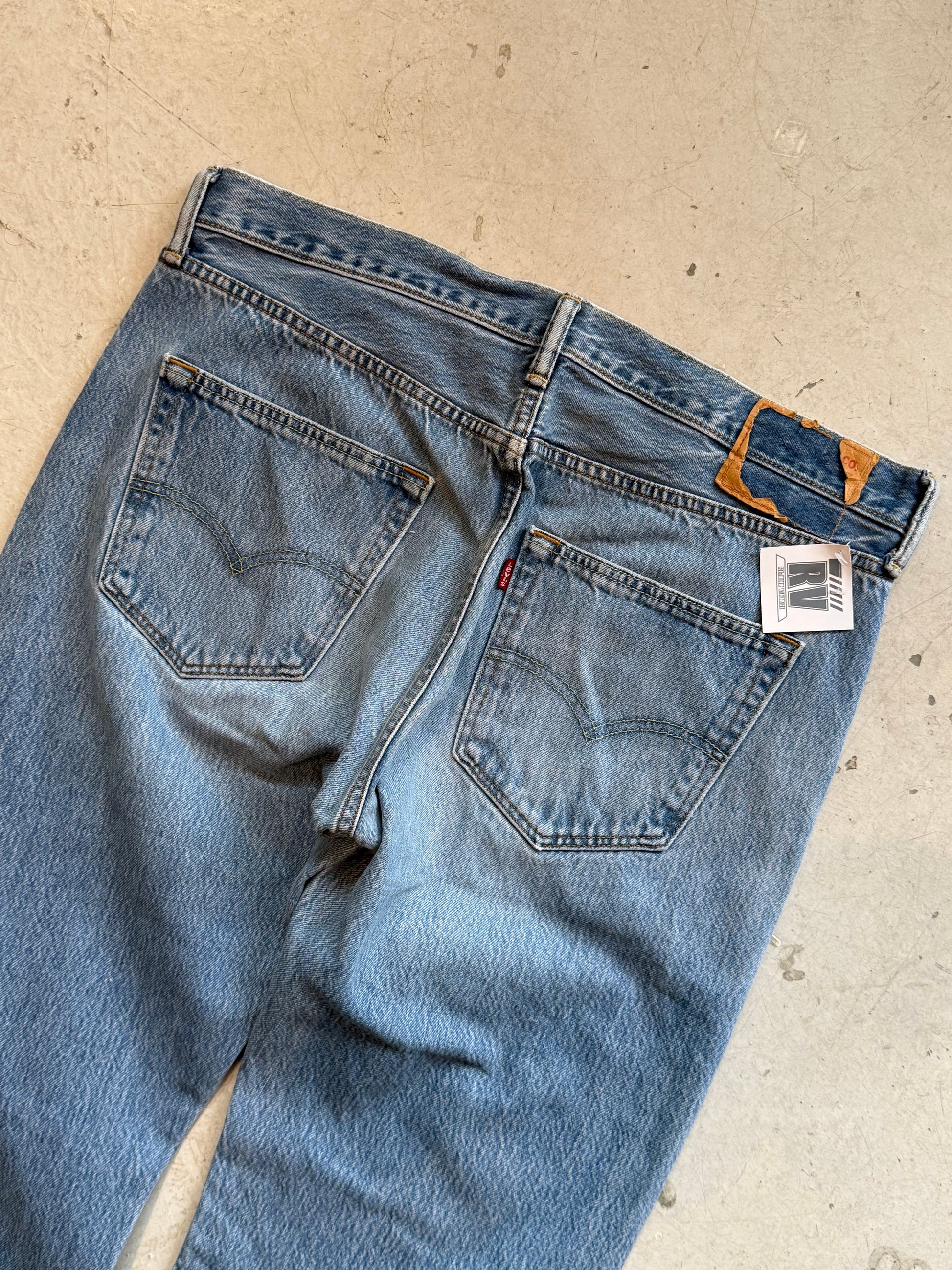 Levi’s 501 vintage jeans W36/L32 – klassisk straight fit denim blå 90’erne - Re:Junk Vintage