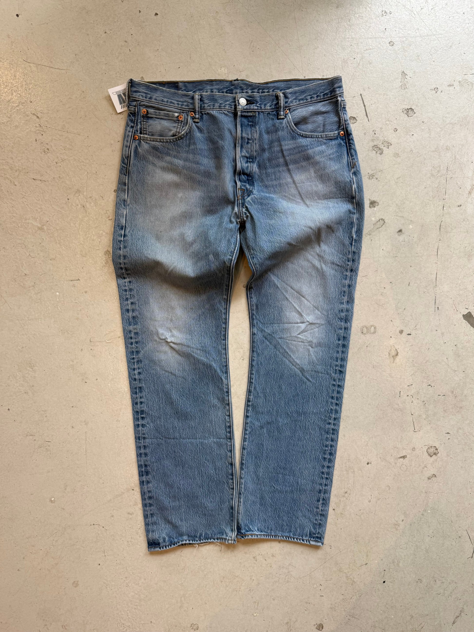 Levi’s 501 vintage jeans W36/L32 – klassisk straight fit denim blå 90’erne - Re:Junk Vintage