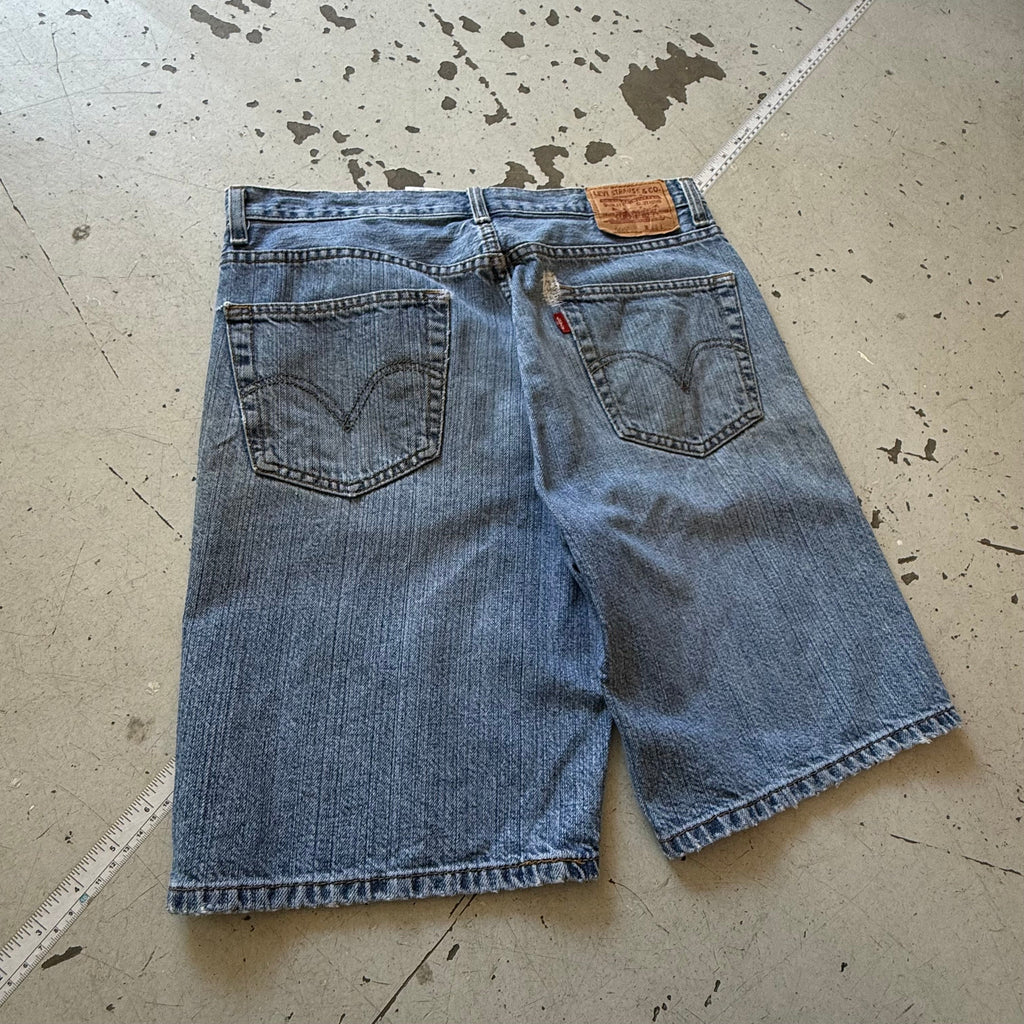 Levi’s 505 | denim shorts | lys blå | W33 - Re:Junk Vintage