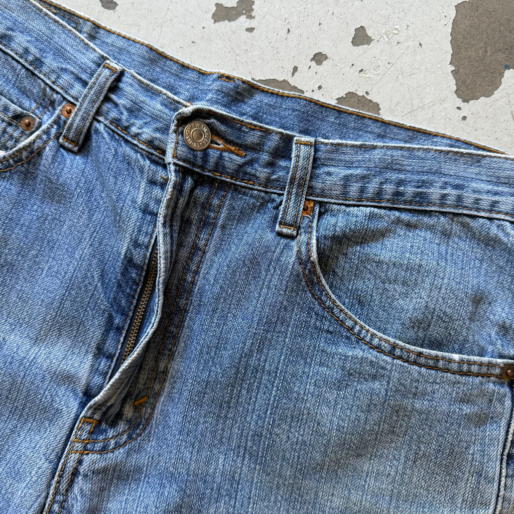Levi’s 505 | denim shorts | lys blå | W33 - Re:Junk Vintage