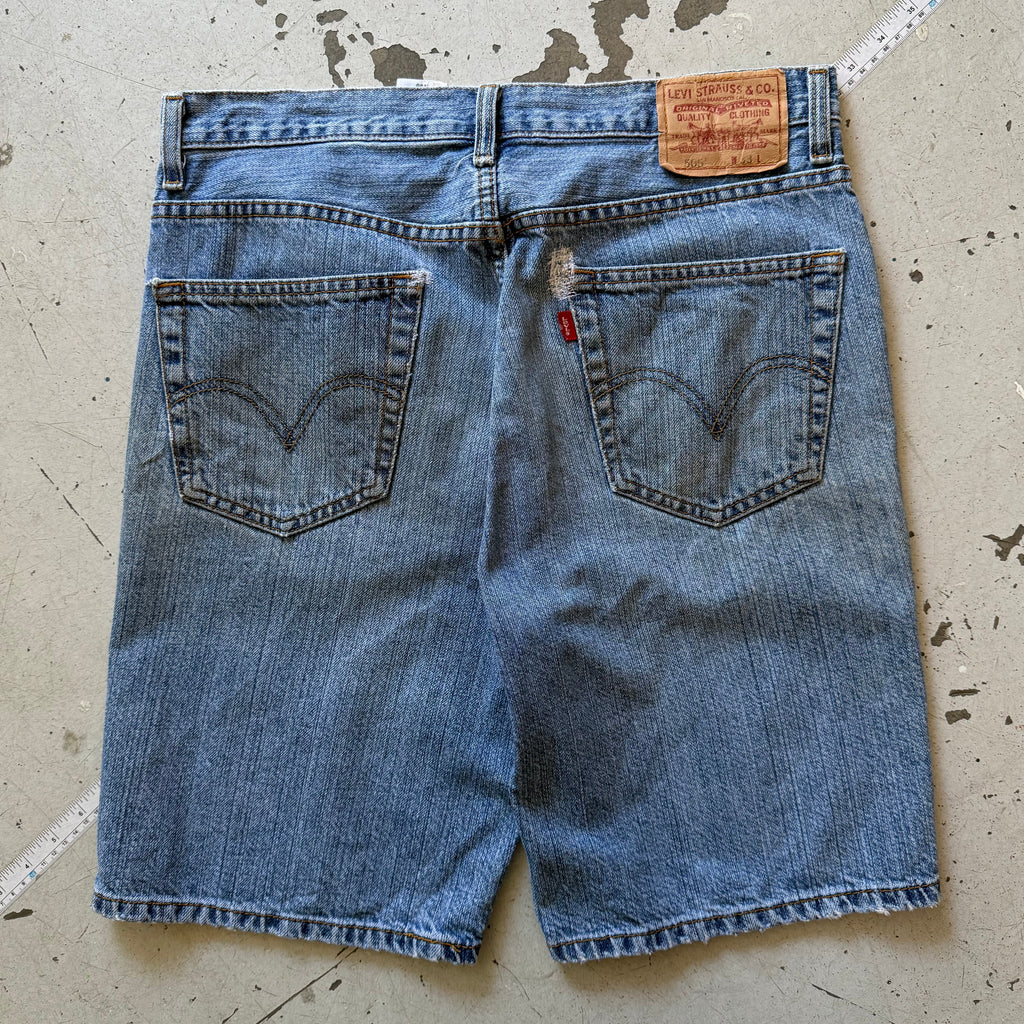 Levi’s 505 | denim shorts | lys blå | W33 - Re:Junk Vintage