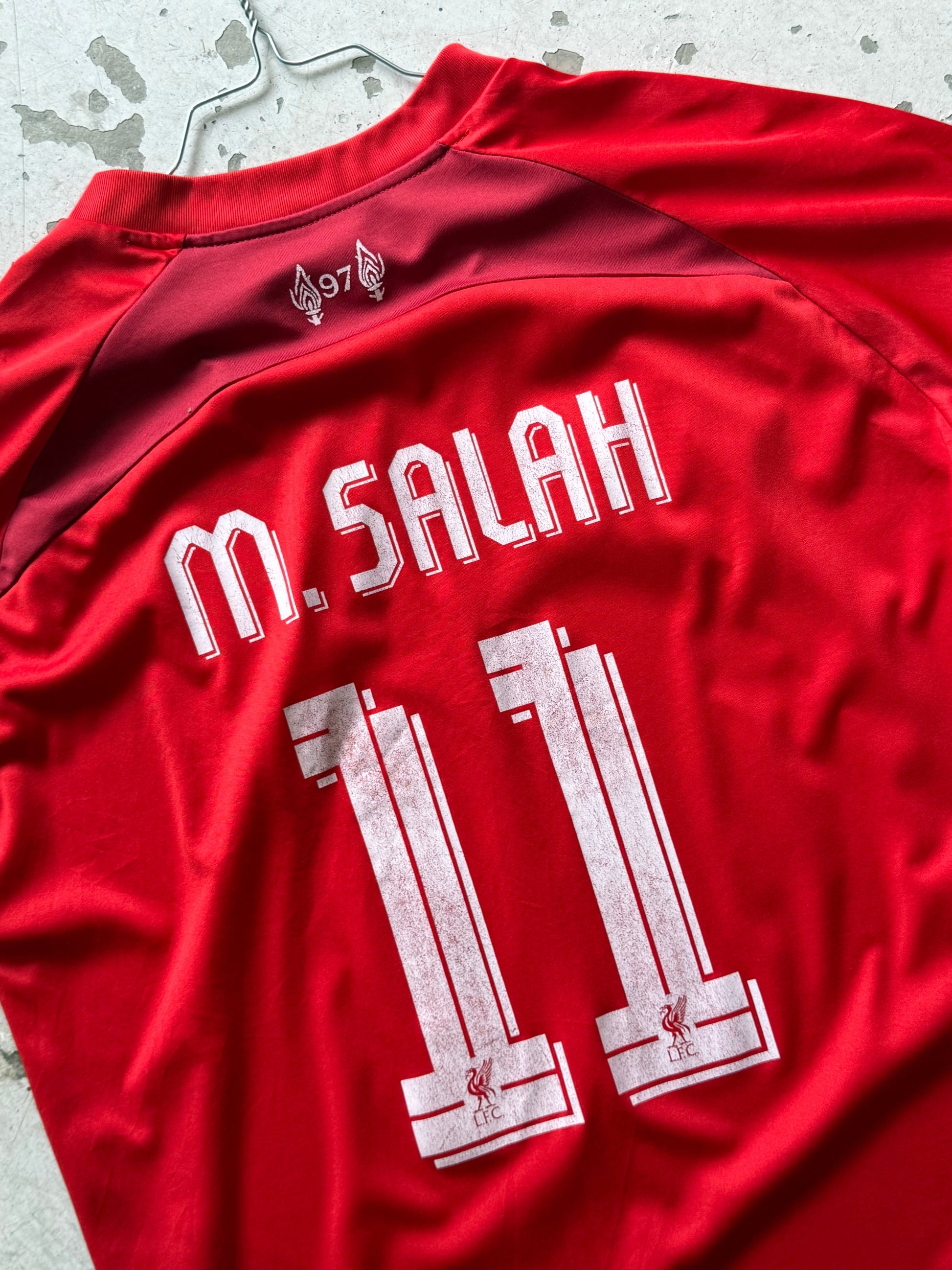 Liverpool Secondhand Fodboldtrøje – 2022/2023 - Medium - Re:Junk Vintage
