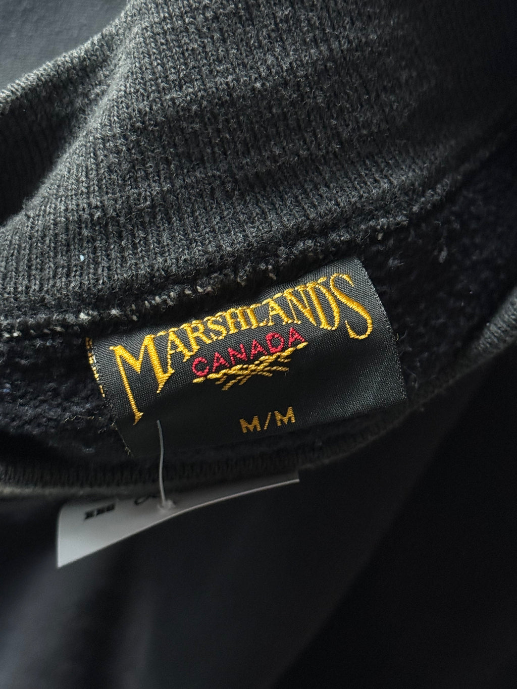 Marshlands | sweatshirt | sort m. ulvemotiv | medium - Re:Junk Vintage