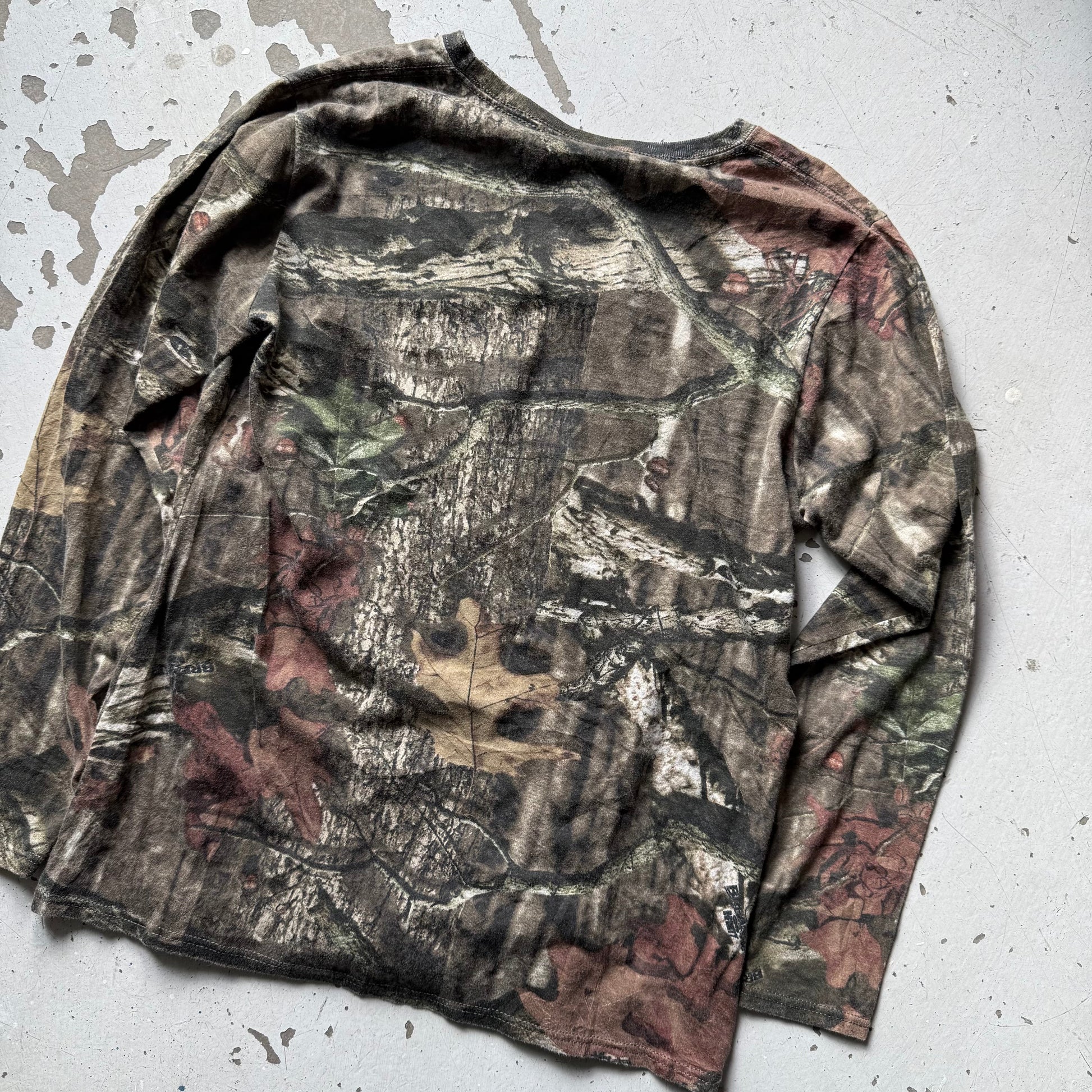 Mossy Oak | RealTree t-shirt | dame Large - Re:Junk Vintage