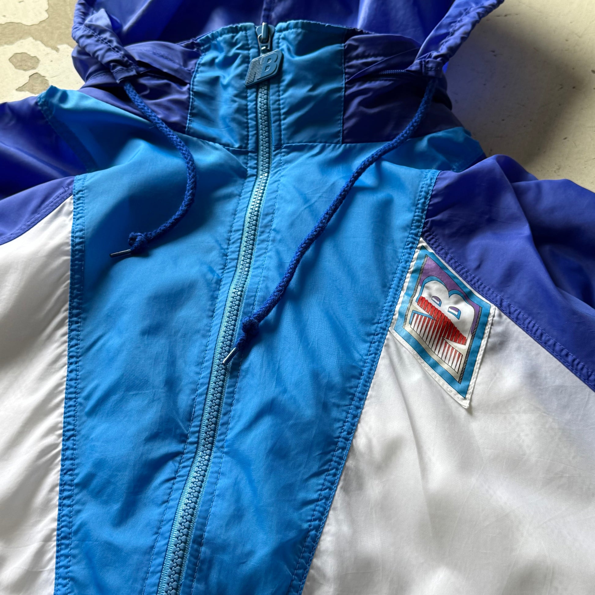 New Balance | anorak jakke | blå/hvid | L - Re:Junk Vintage