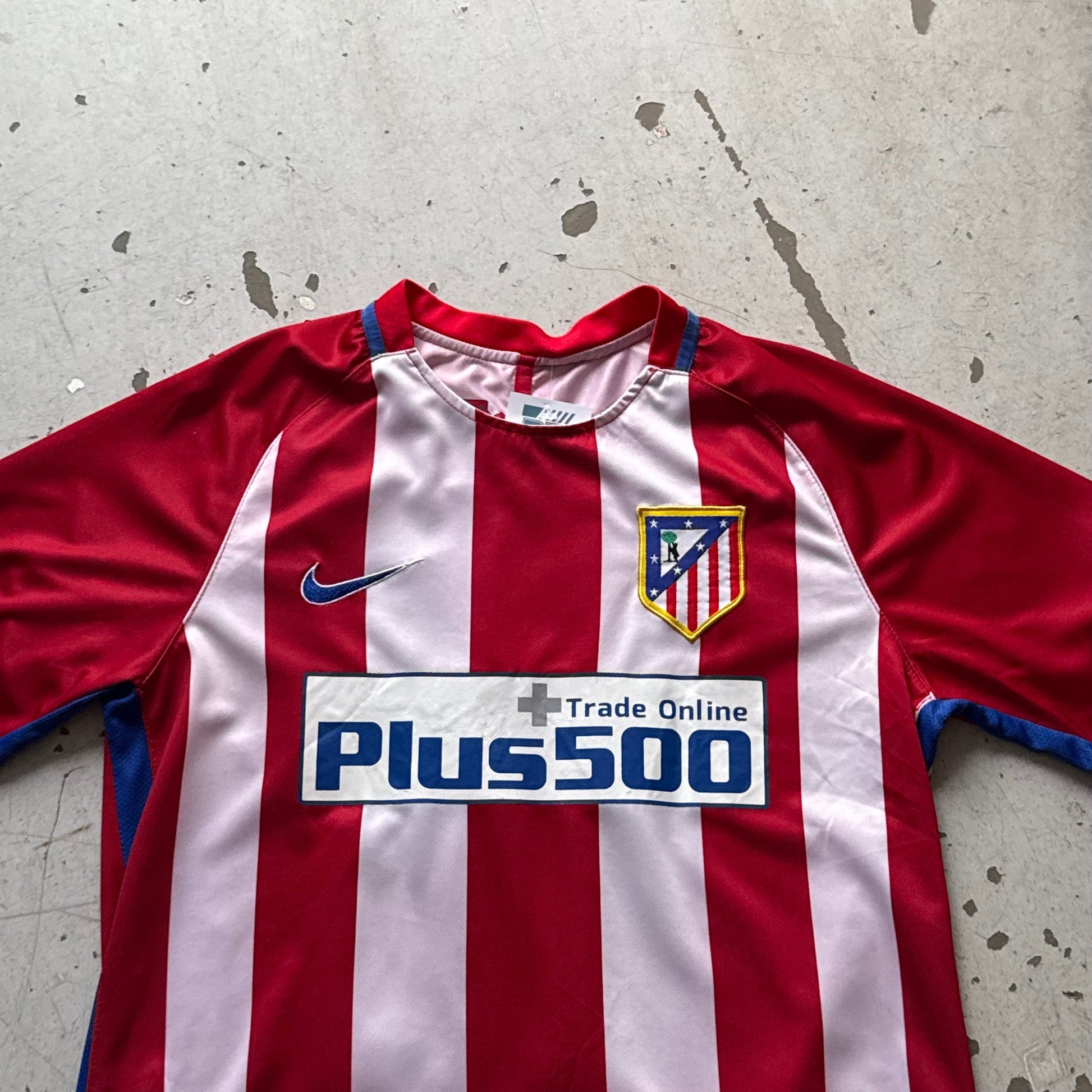 Nike Atlético Madrid hjemmebanetrøje 2016 vintage rød/hvid str. M - Re:Junk Vintage