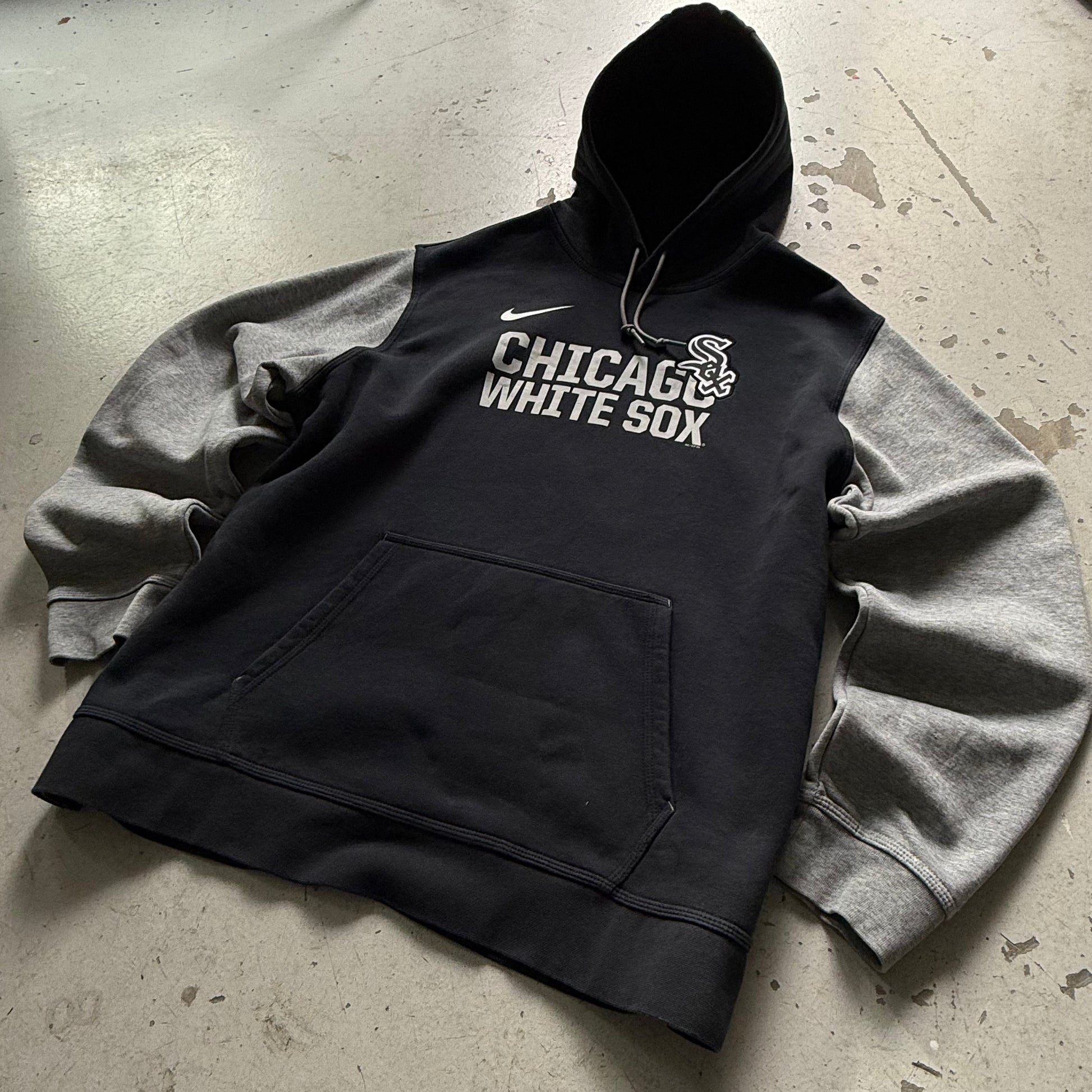 Nike Chicago White Sox Hoodie – Black/Grey Vintage MLB Hoodie (XL) - Re:Junk Vintage