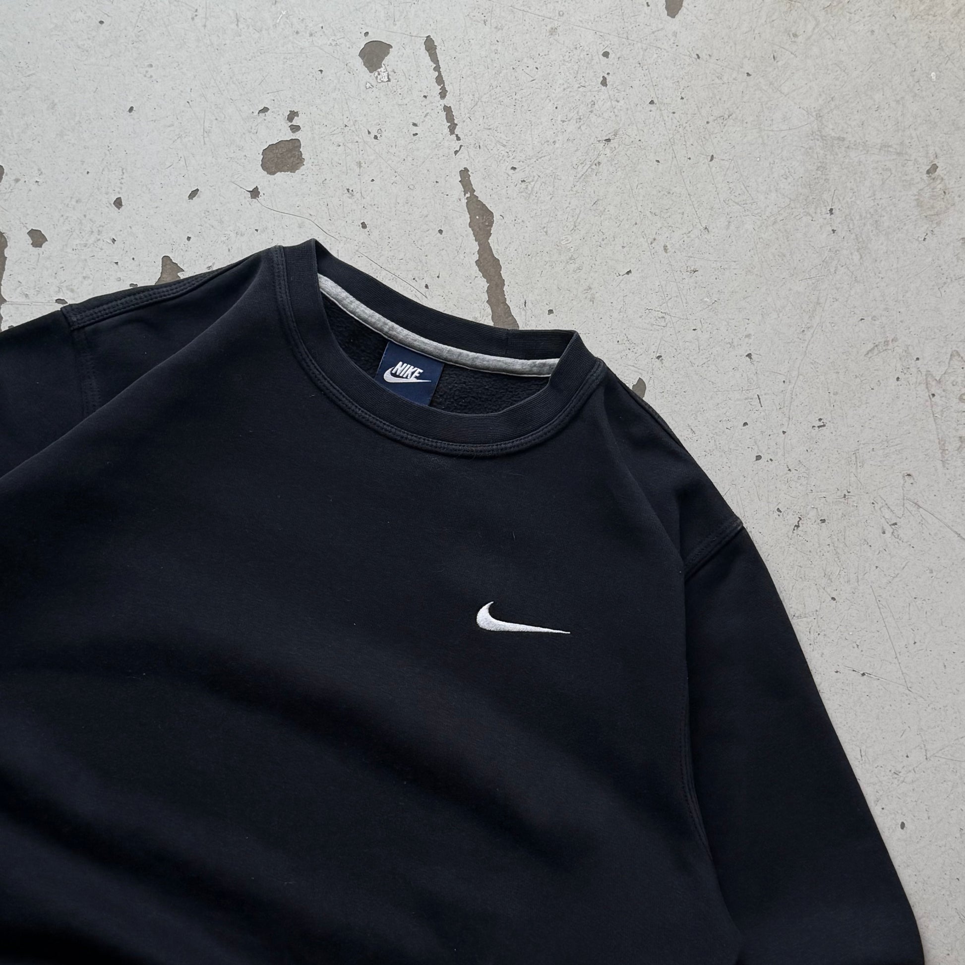 Nike | Crewneck | Sort | Medium - Re:Junk Vintage