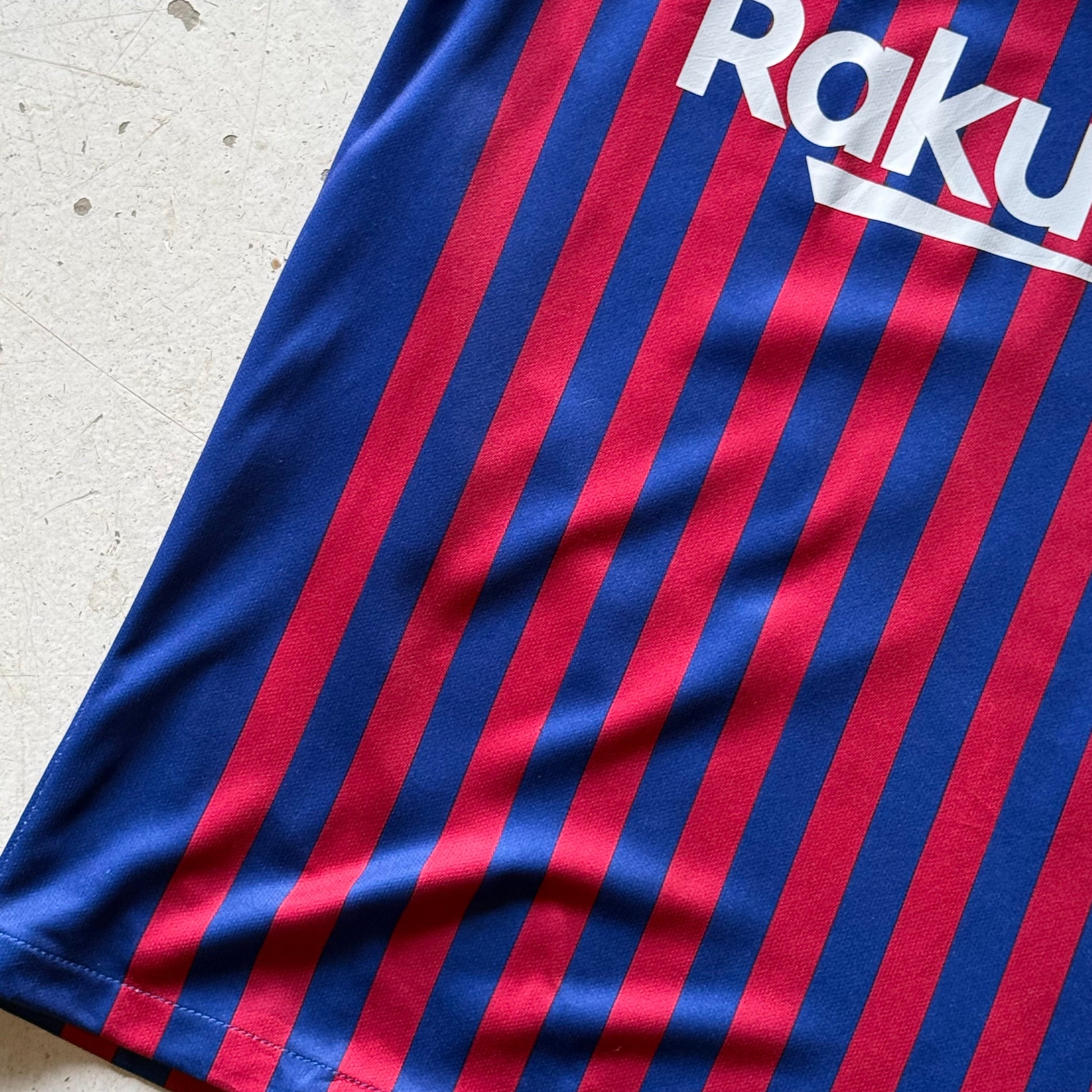 Nike FC Barcelona Messi 10 | Fodboldtrøje | Blå/Rød | Small - Re:Junk Vintage