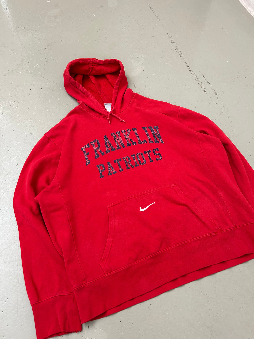 Nike Franklin Patriots - Large - Re:Junk Vintage