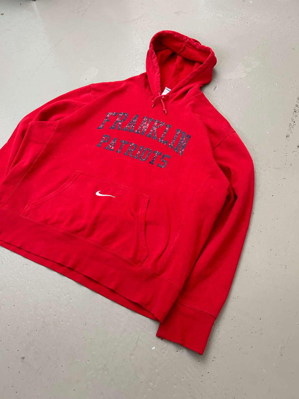 Nike Franklin Patriots - Large - Re:Junk Vintage