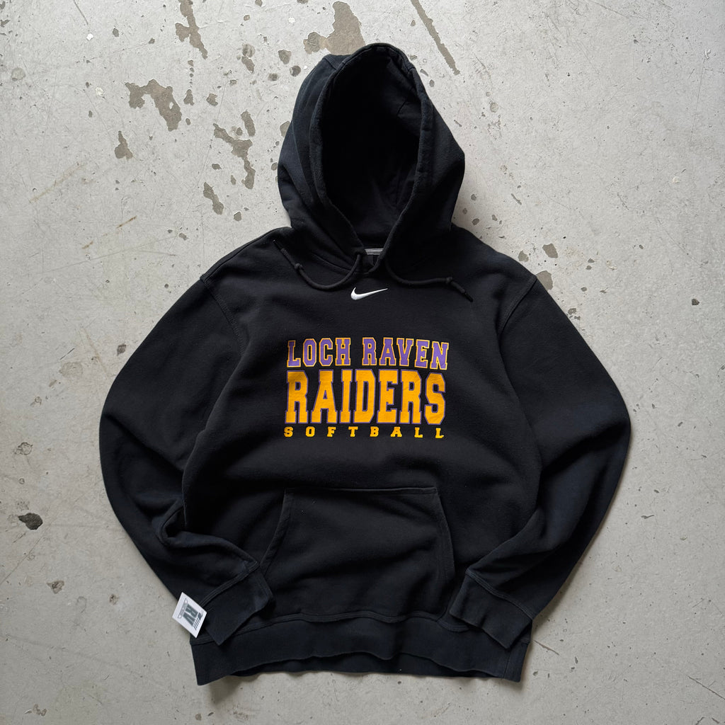 Nike Loch Raven Raiders hoodie – Vintage college hættetrøje (M) - Re:Junk Vintage