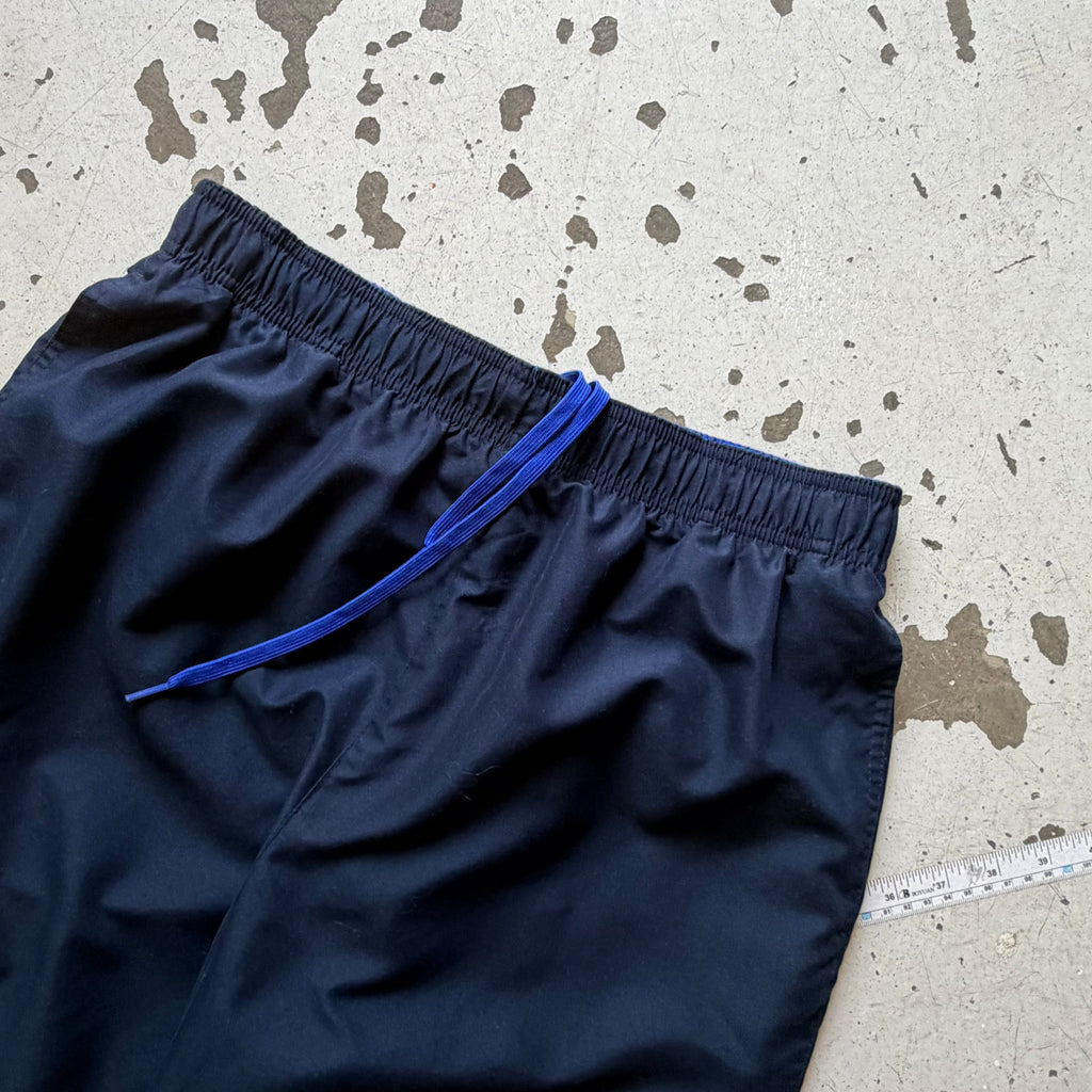 Nike | shorts | navy | Medium - Re:Junk Vintage