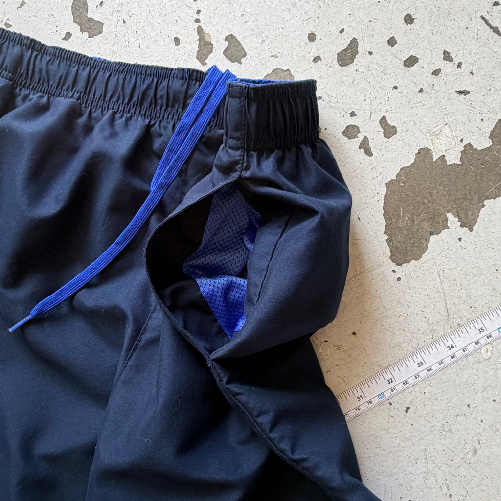 Nike | shorts | navy | Medium - Re:Junk Vintage