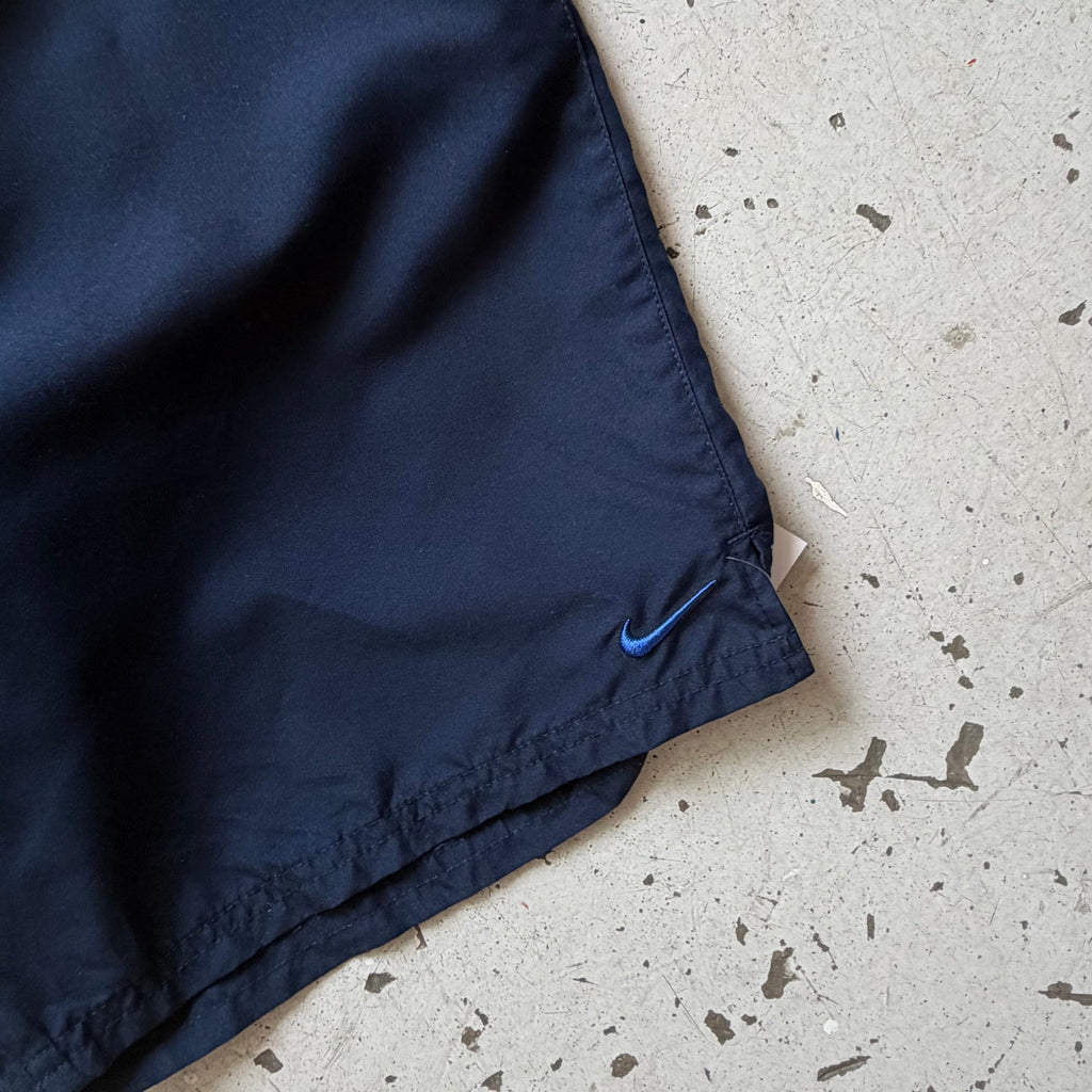 Nike | shorts | navy | Medium - Re:Junk Vintage