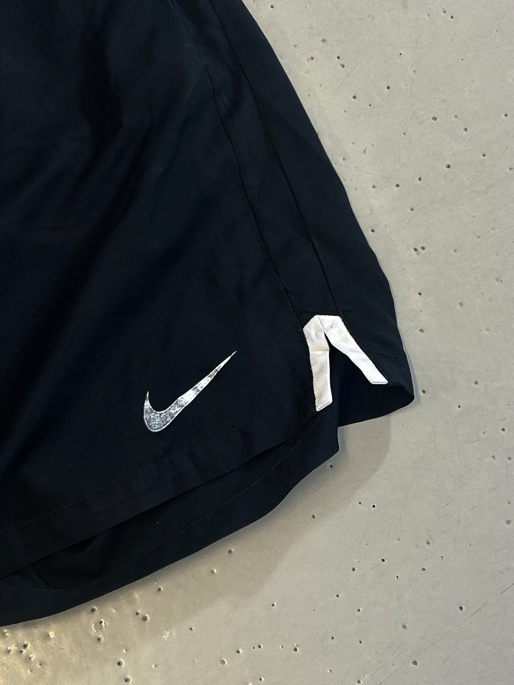 Nike Sport Shorts - Large - Re:Junk Vintage