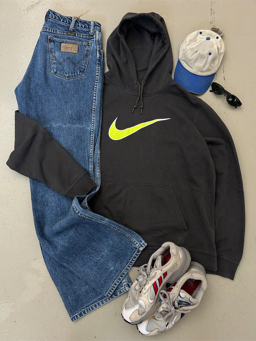 Nike Vintage Hoodie - Re:Junk Vintage