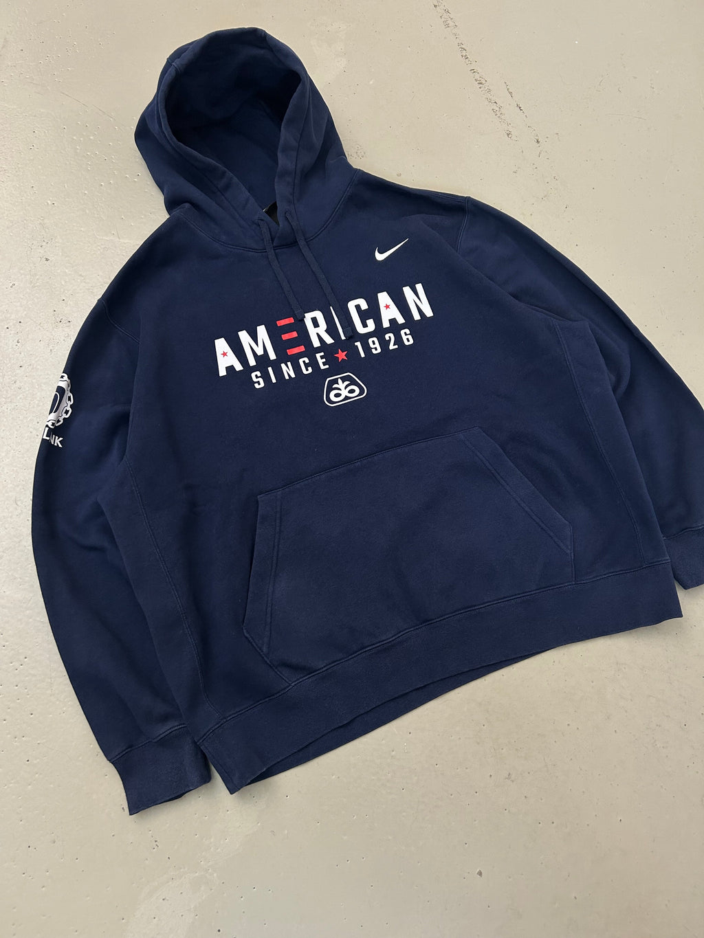 Nike Vintage Hoodie - XL - Re:Junk Vintage